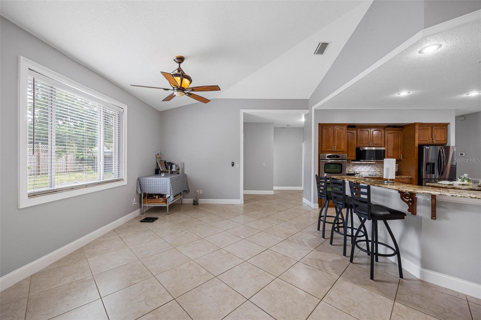 Image 16 of 53 For 534 Berkley Avenue