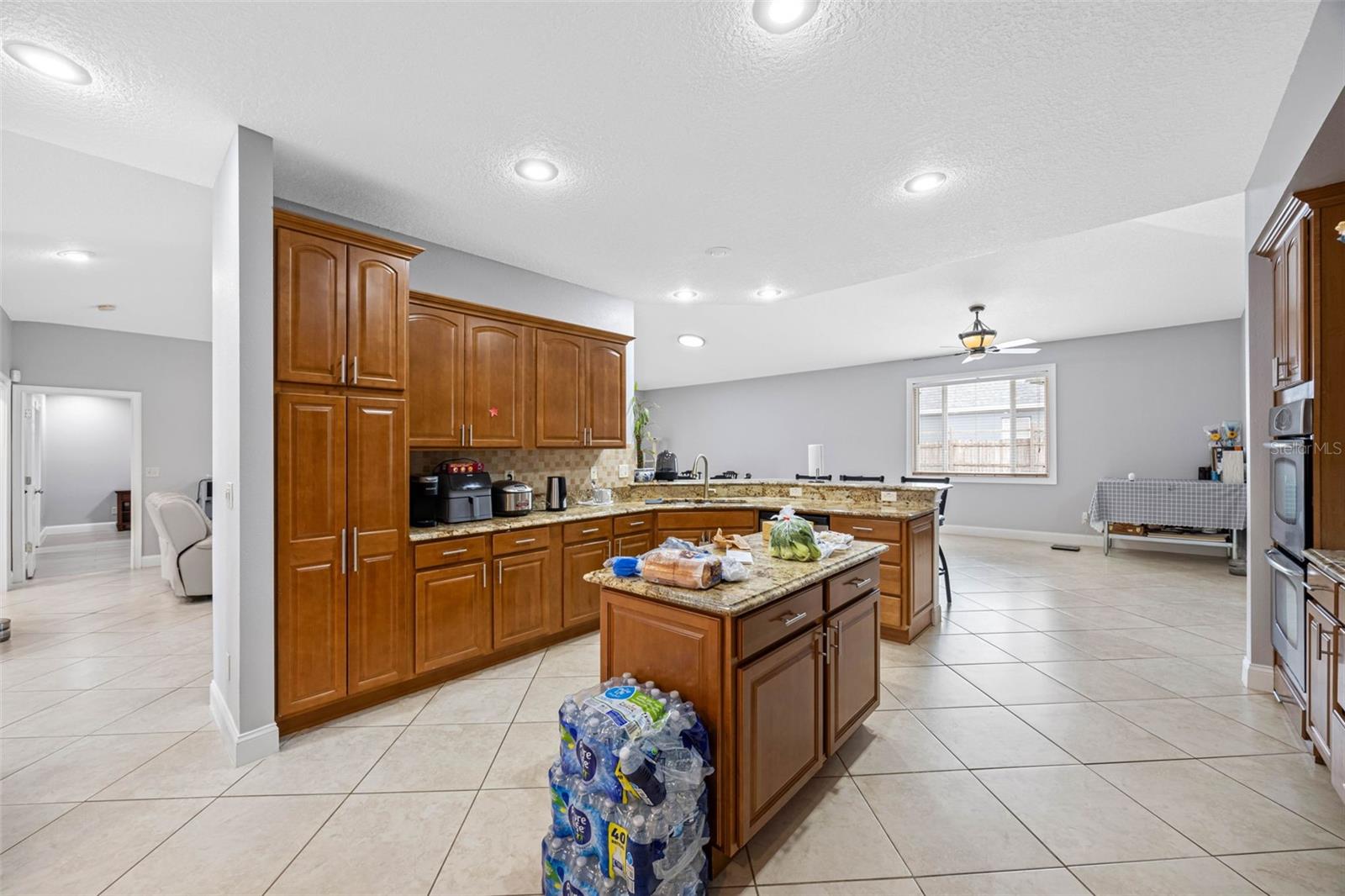 Image 21 of 53 For 534 Berkley Avenue