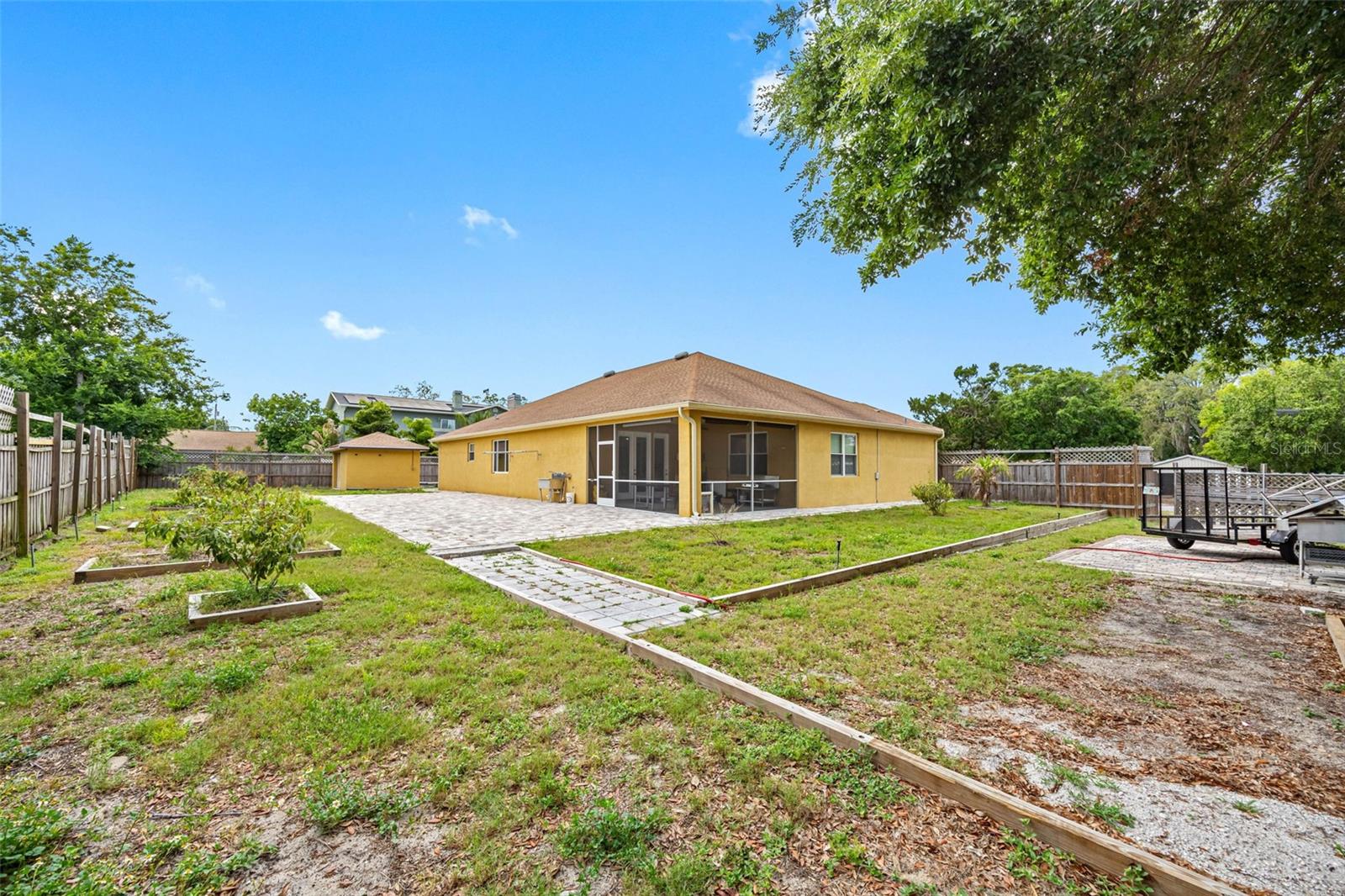 Image 24 of 53 For 534 Berkley Avenue