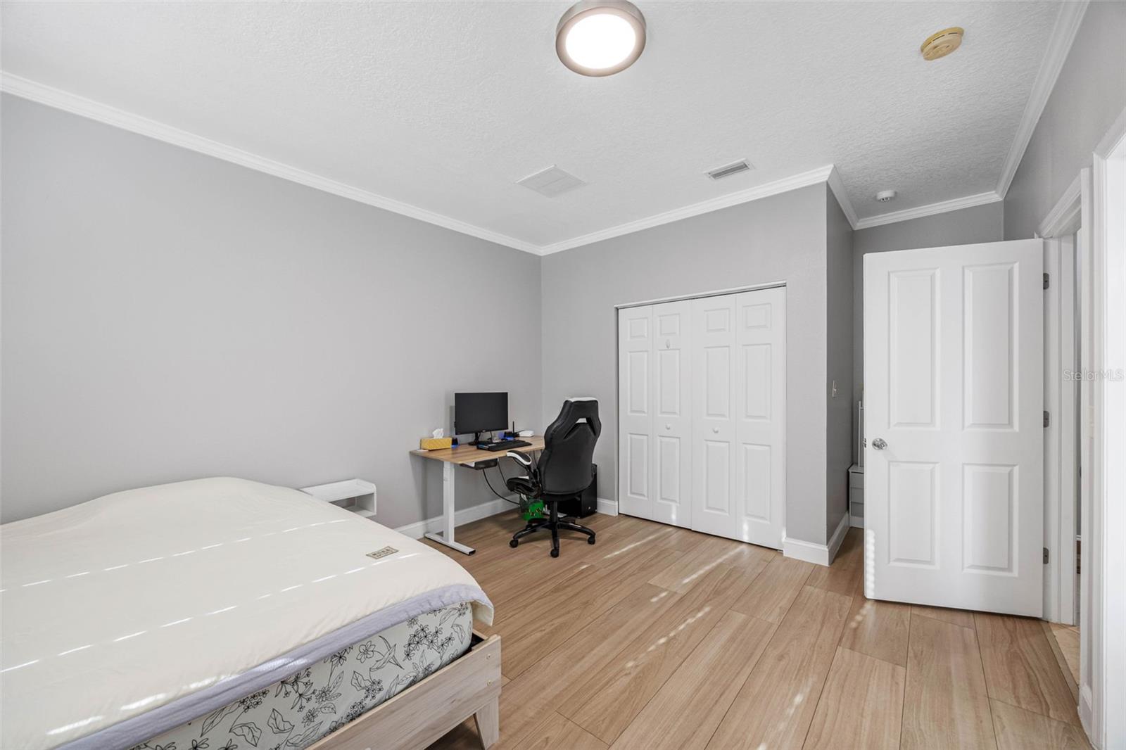 Image 37 of 53 For 534 Berkley Avenue