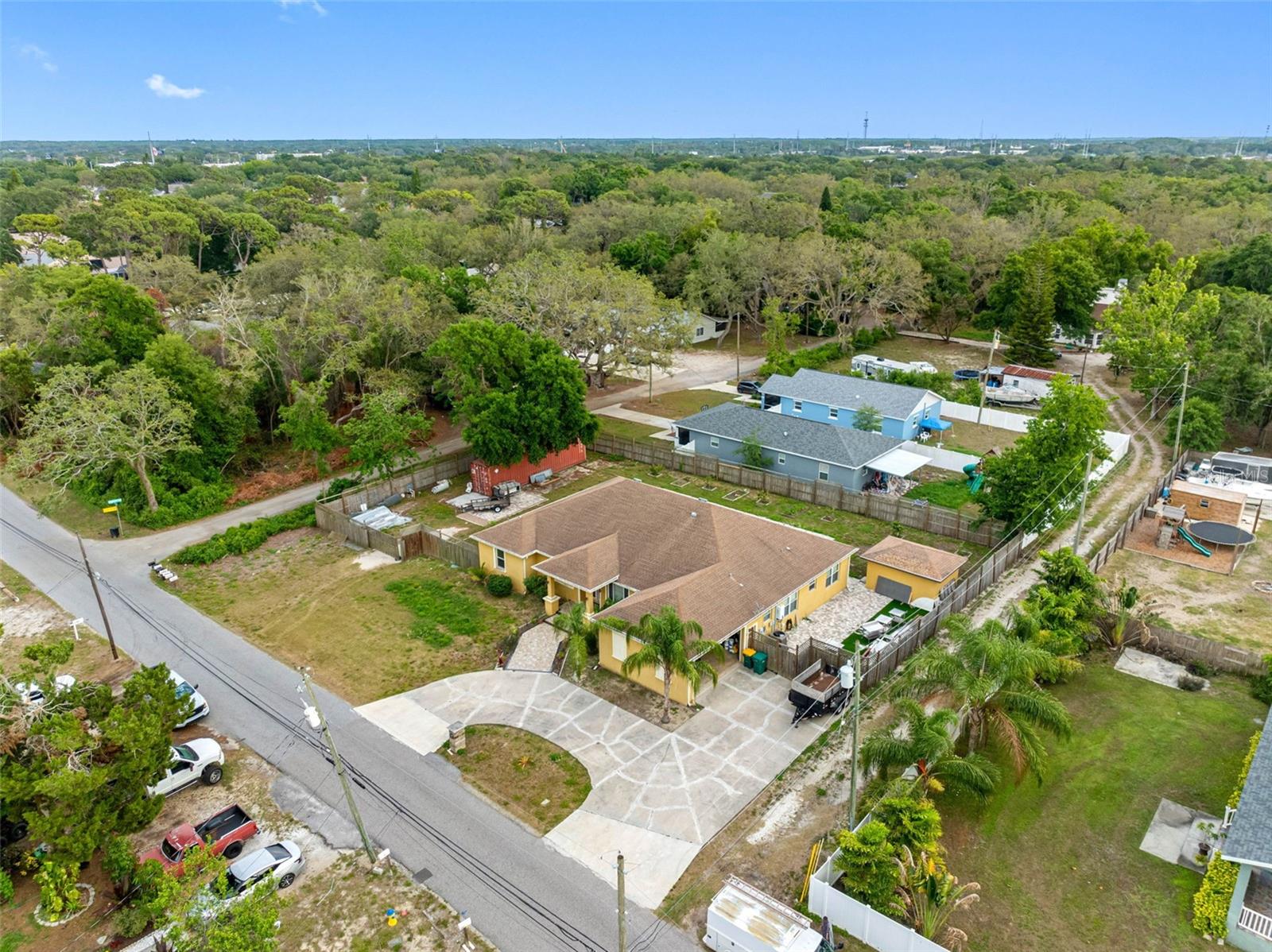 Image 41 of 53 For 534 Berkley Avenue