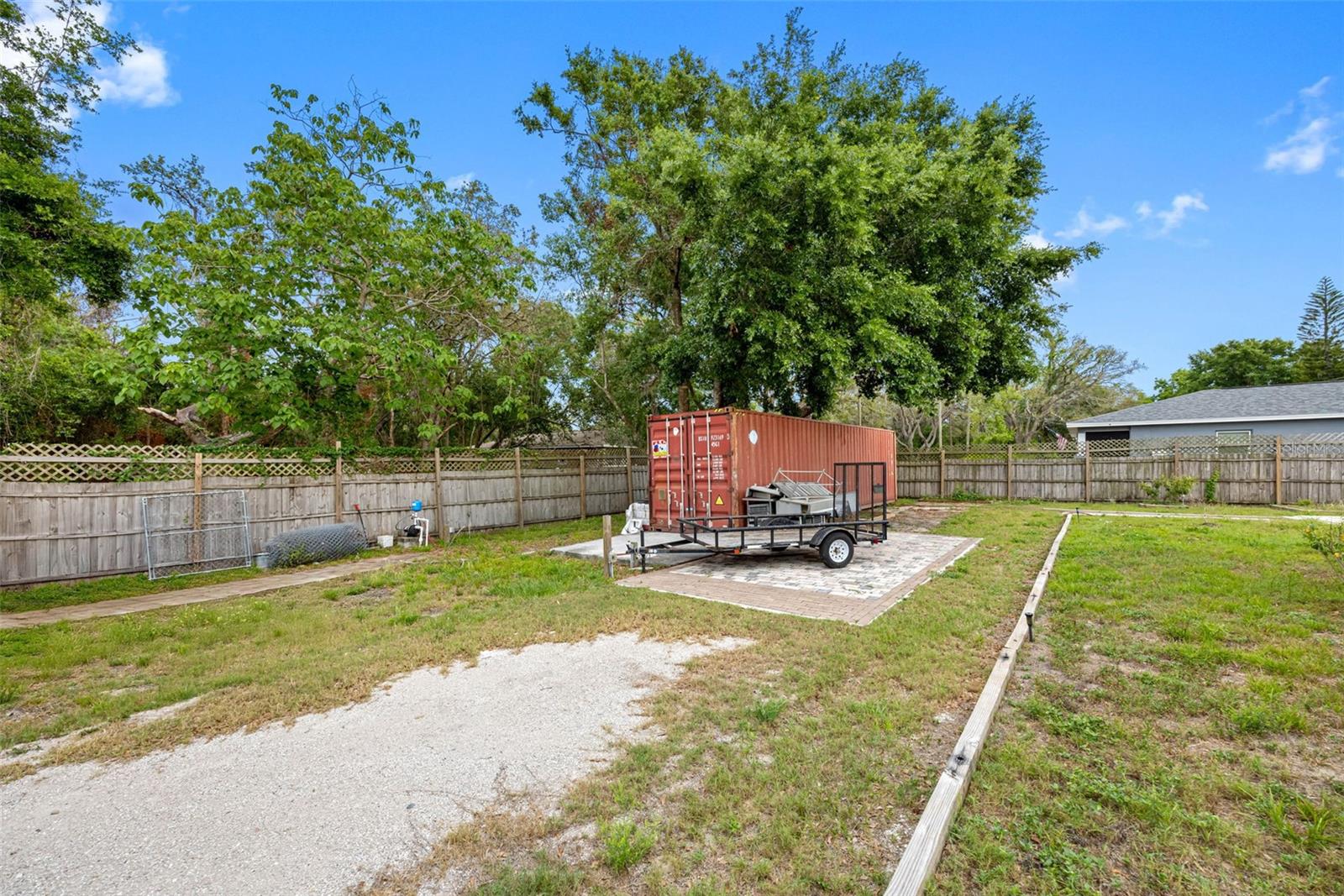 Image 7 of 53 For 534 Berkley Avenue