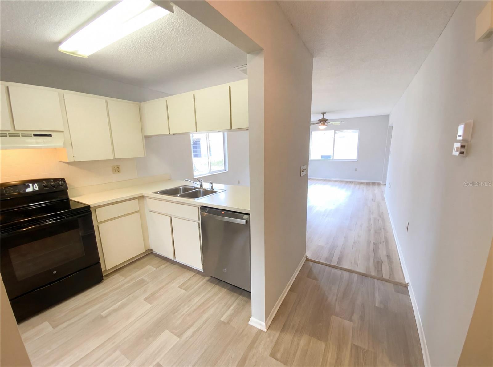 Image 14 of 30 For 6424 Remus Drive