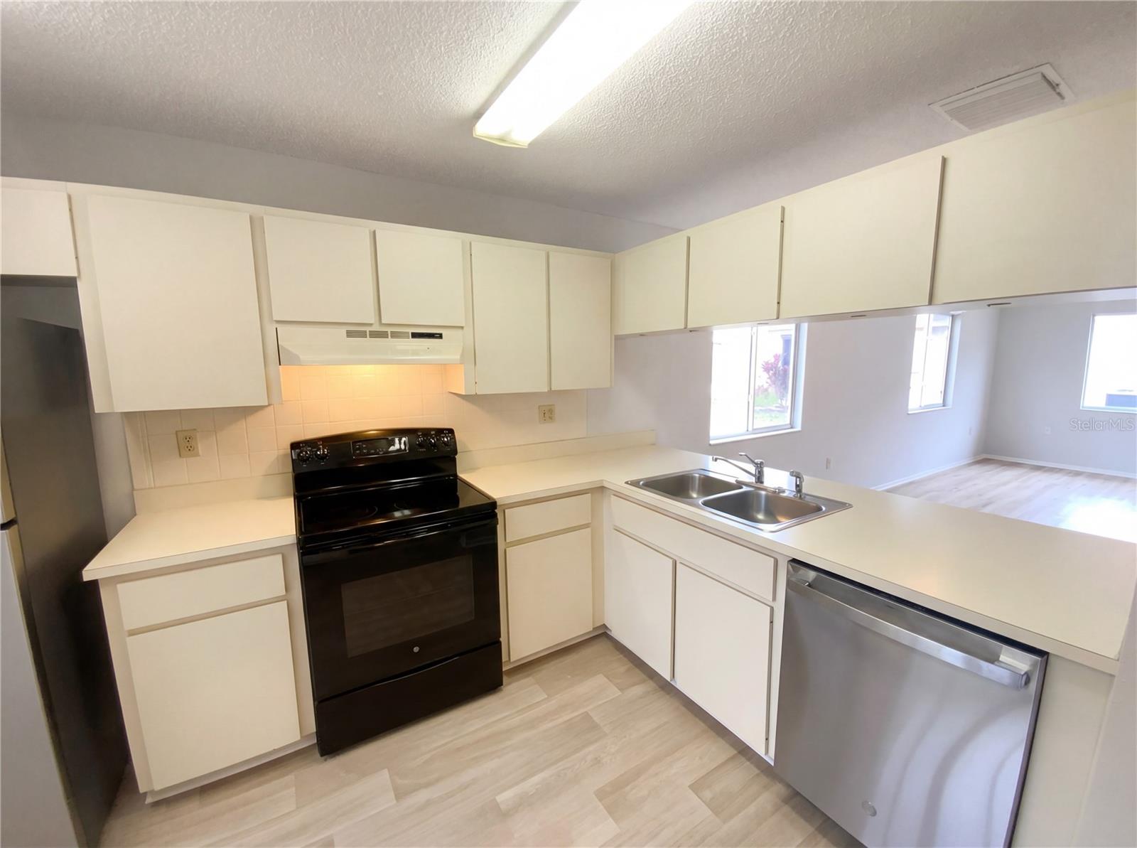 Image 3 of 30 For 6424 Remus Drive