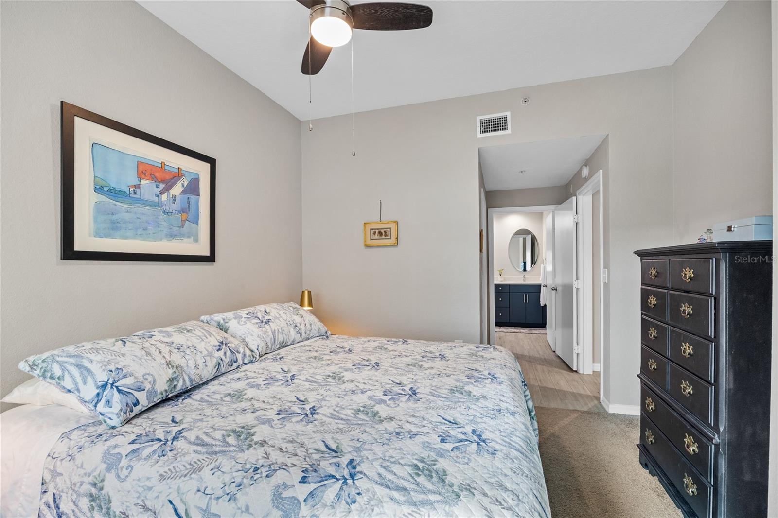 Image 17 of 44 For 200 4th Avenue S 320