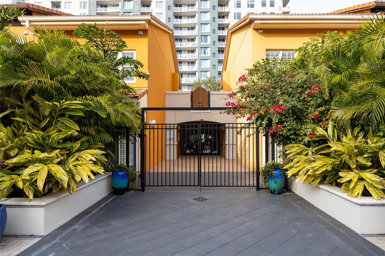 Image 26 of 44 For 200 4th Avenue S 320