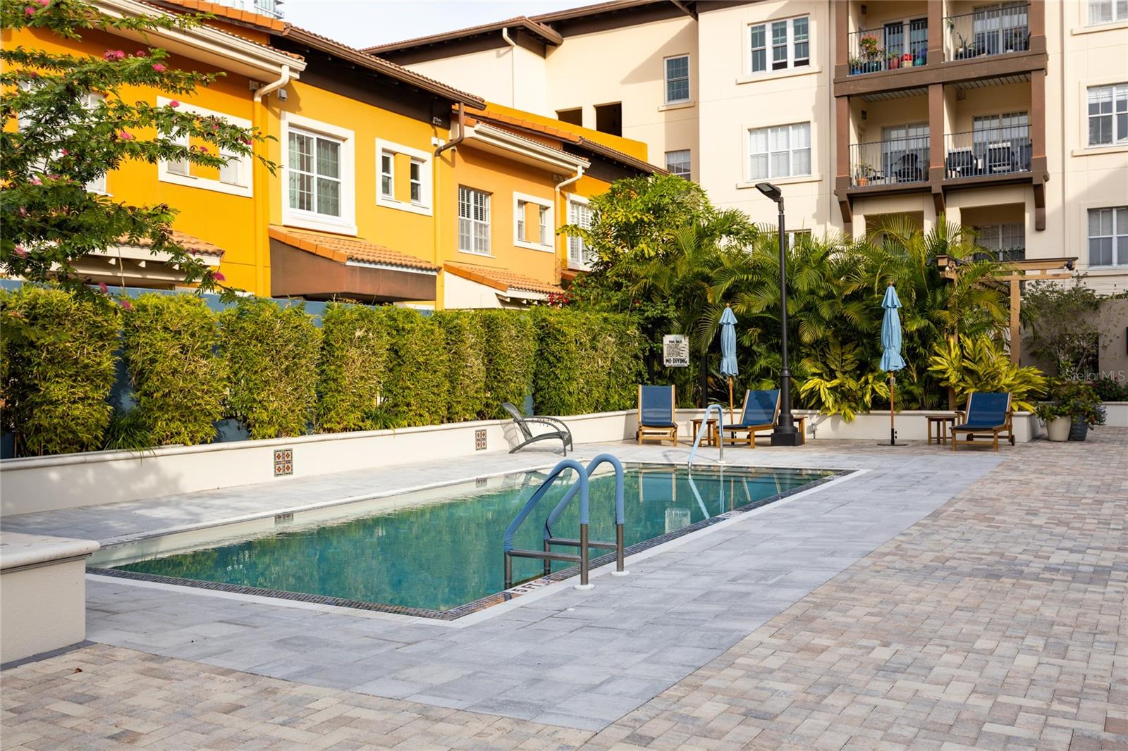 Image 29 of 44 For 200 4th Avenue S 320