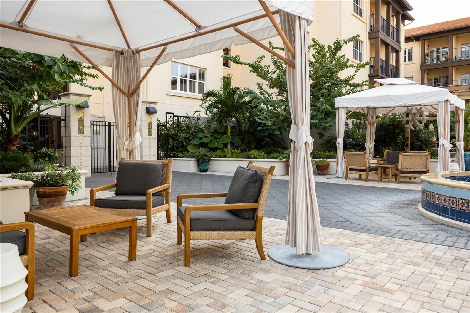 Image 34 of 44 For 200 4th Avenue S 320