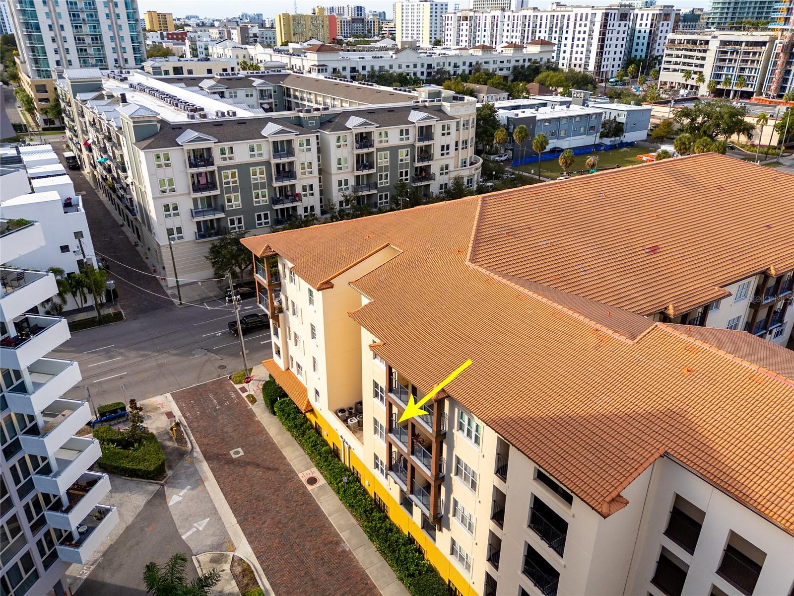 Image 40 of 44 For 200 4th Avenue S 320