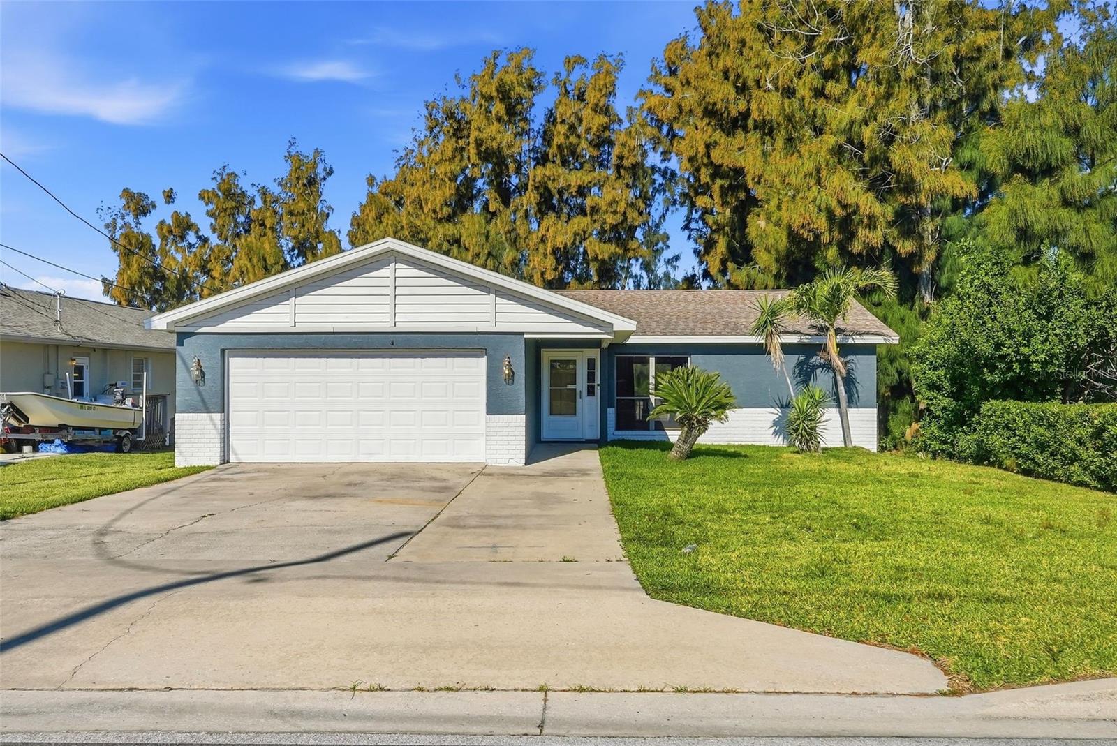 Details for 11696 Currie Lane, LARGO, FL 33774