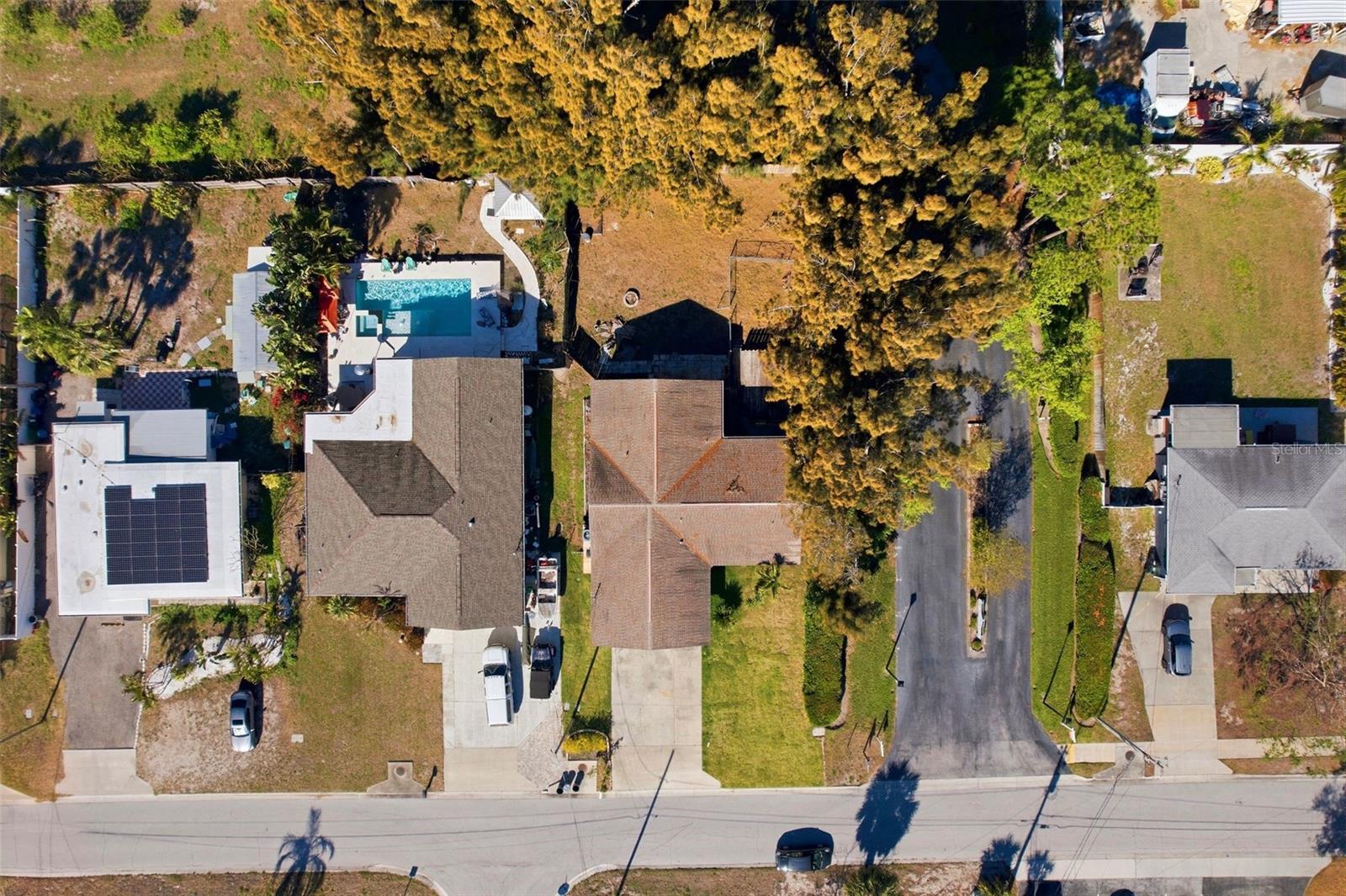 Image 28 of 34 For 11696 Currie Lane