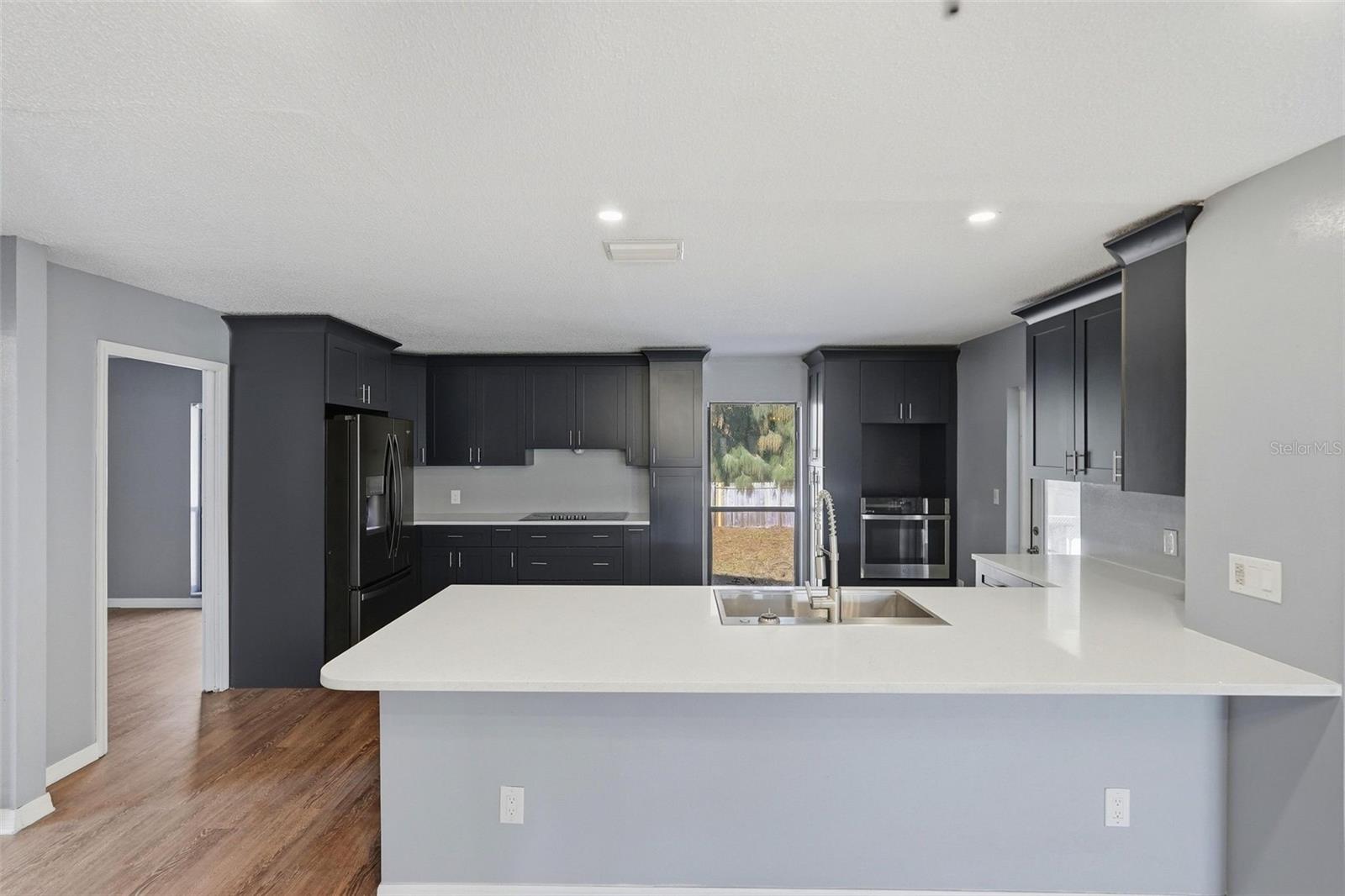 Image 7 of 34 For 11696 Currie Lane