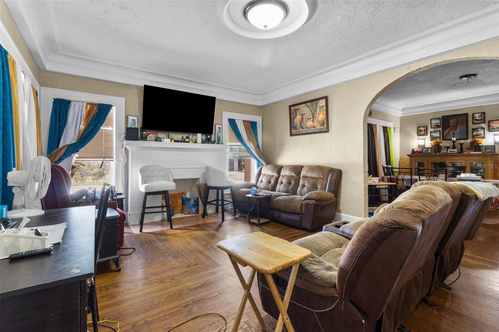 Image 11 of 41 For 1900 17th Street S