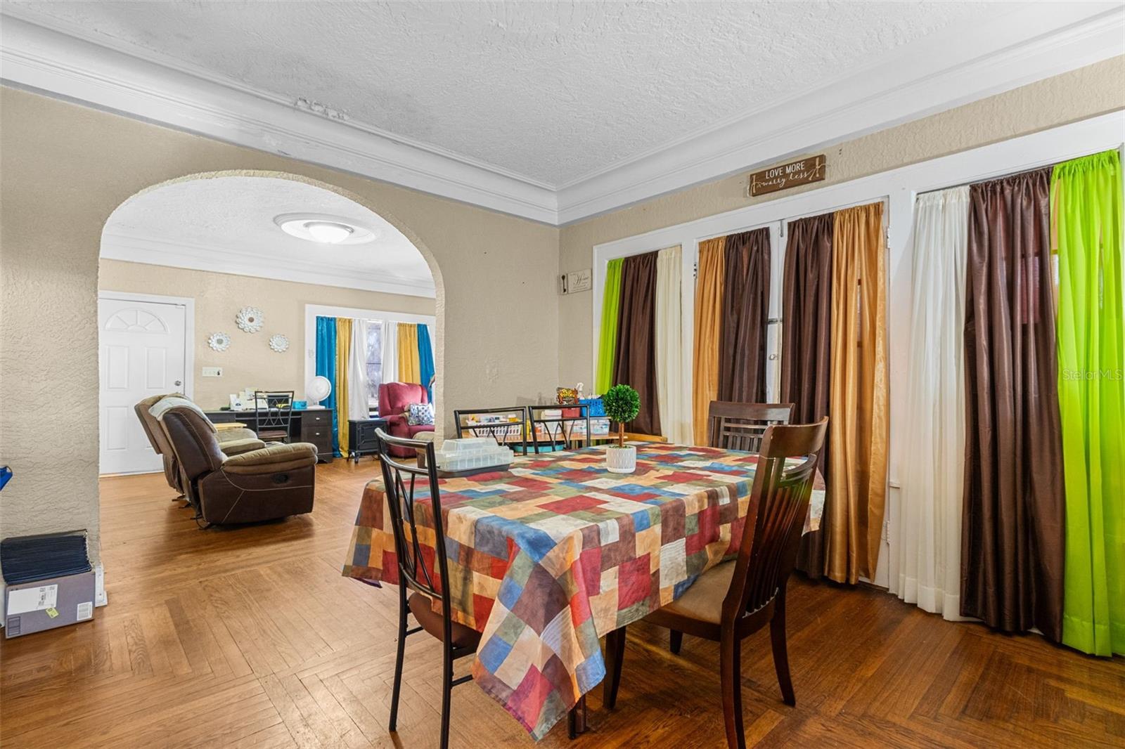 Image 12 of 41 For 1900 17th Street S