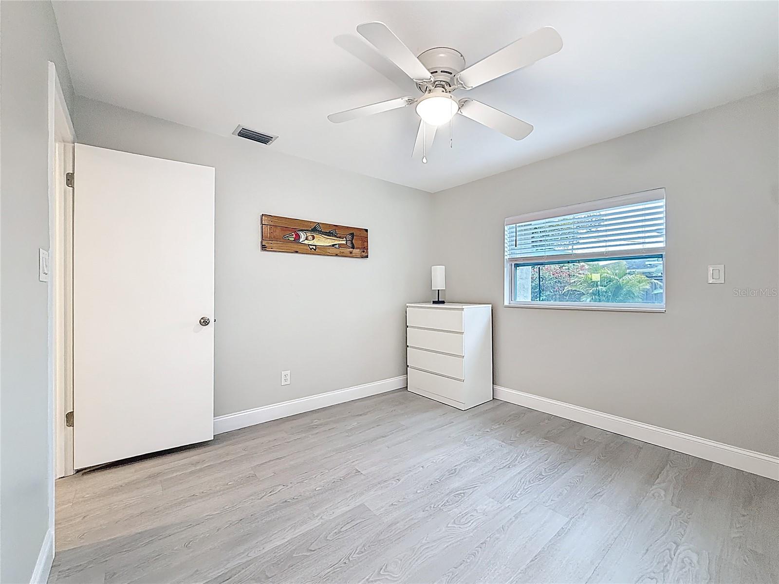 Image 25 of 77 For 2400 Granada Circle W