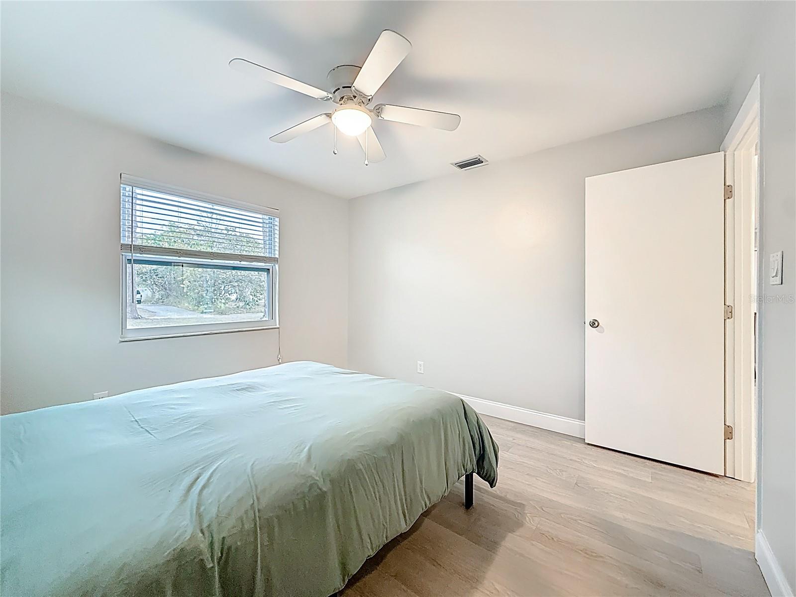 Image 27 of 77 For 2400 Granada Circle W