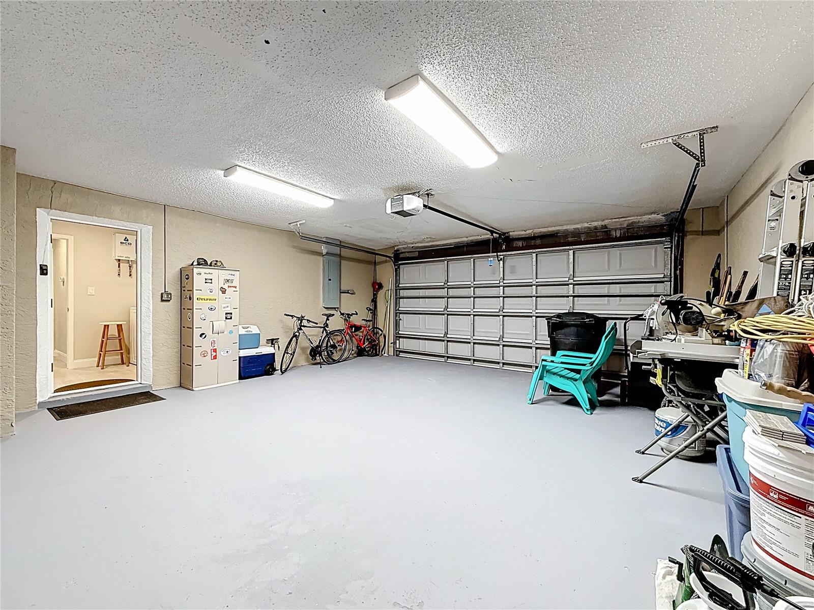 Image 42 of 77 For 2400 Granada Circle W