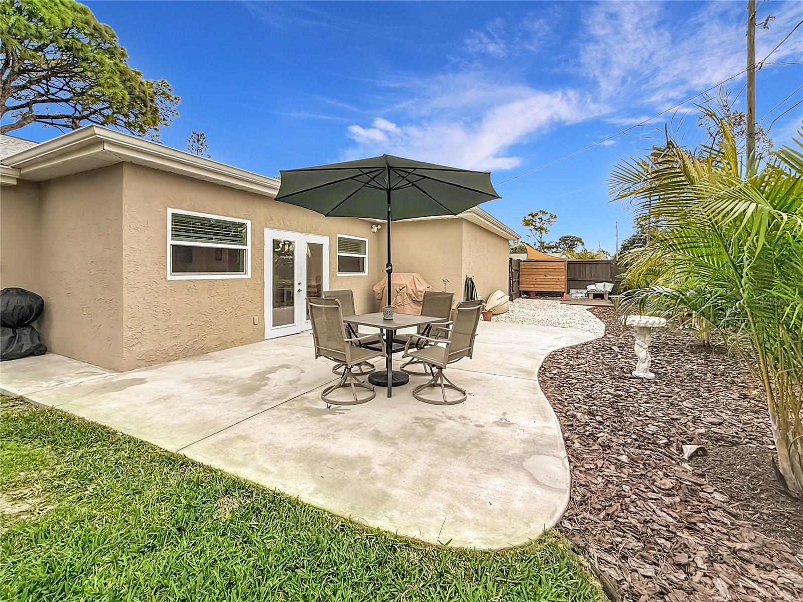 Image 46 of 77 For 2400 Granada Circle W