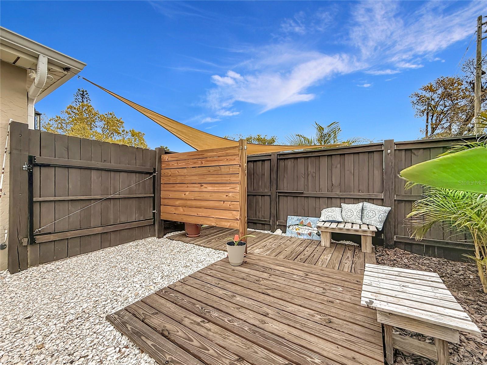 Image 52 of 77 For 2400 Granada Circle W