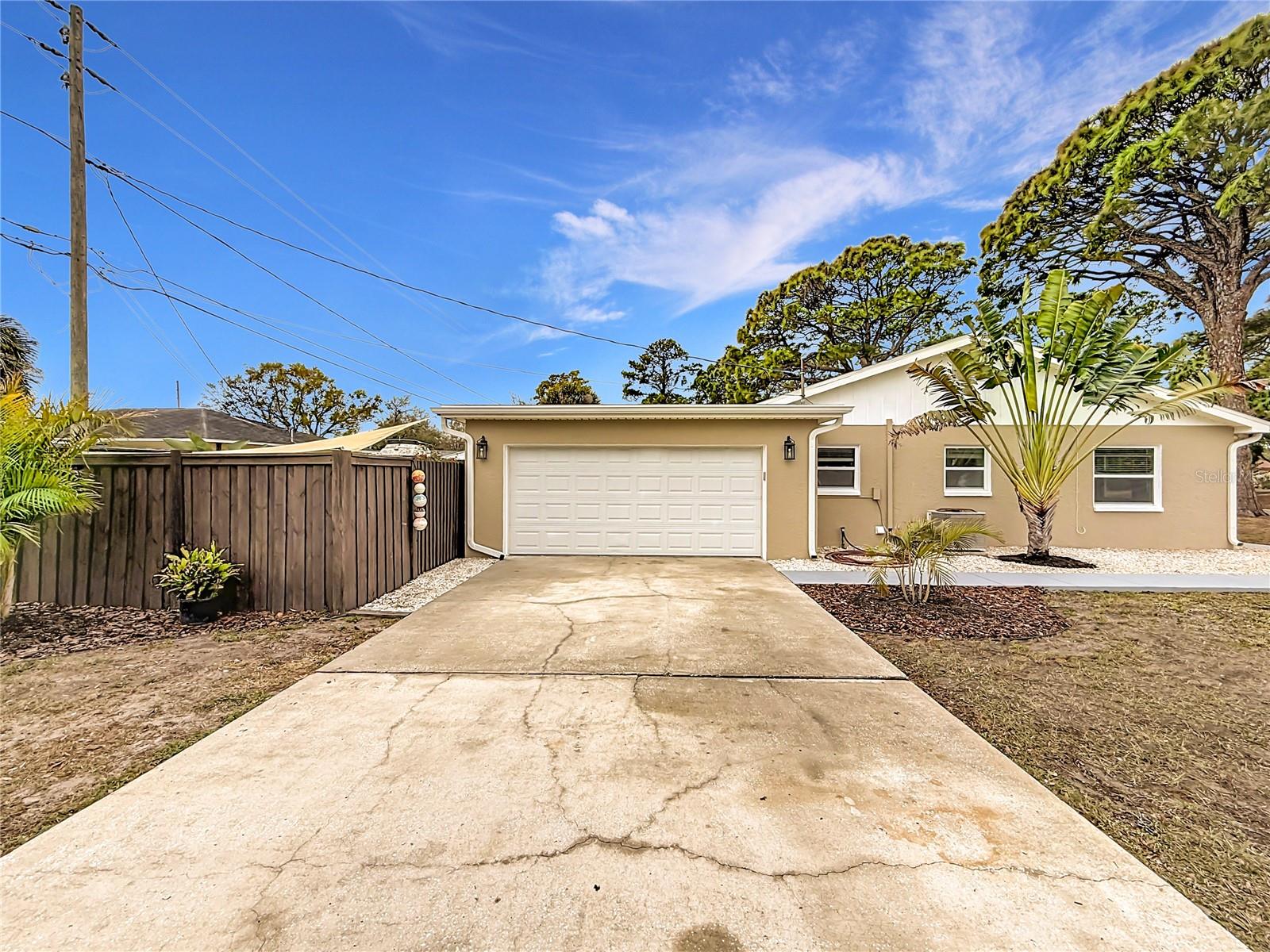 Image 57 of 77 For 2400 Granada Circle W