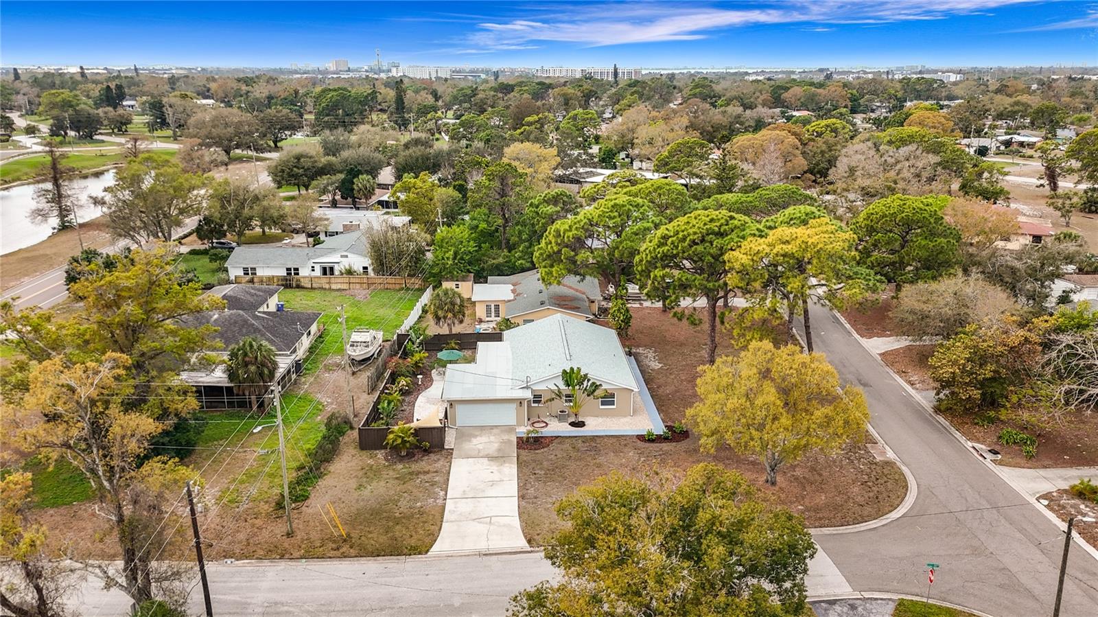 Image 70 of 77 For 2400 Granada Circle W