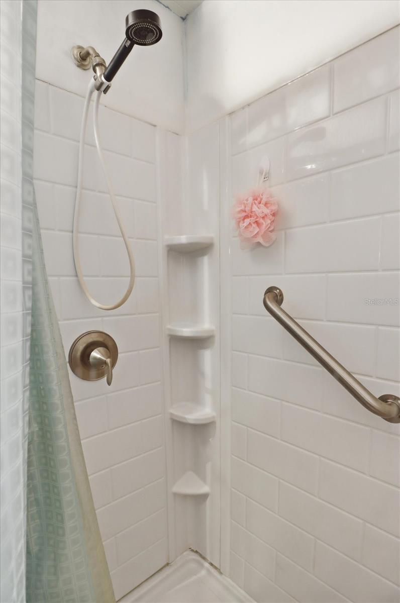 Image 17 of 31 For 6771 Sasser Street