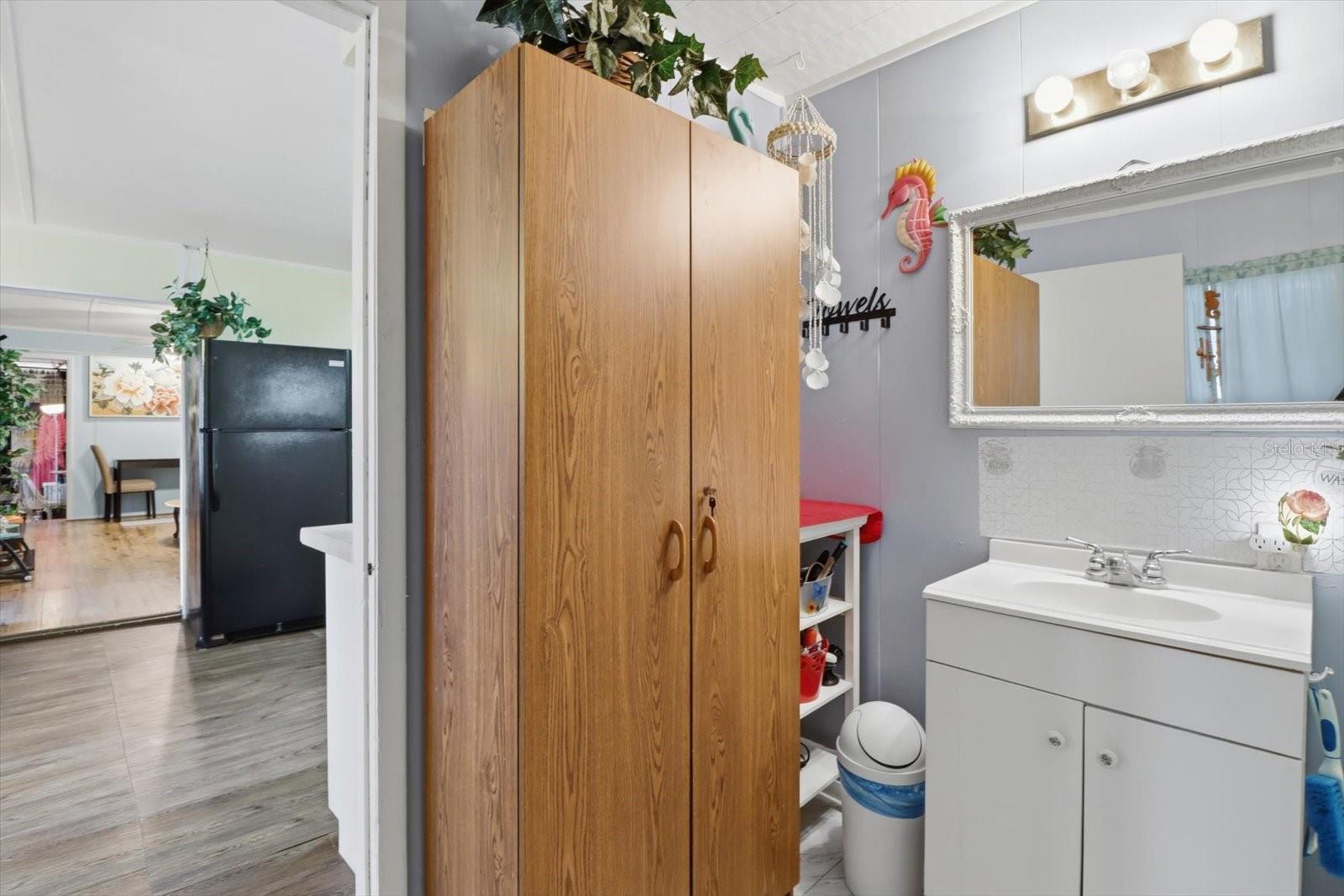 Image 18 of 31 For 6771 Sasser Street