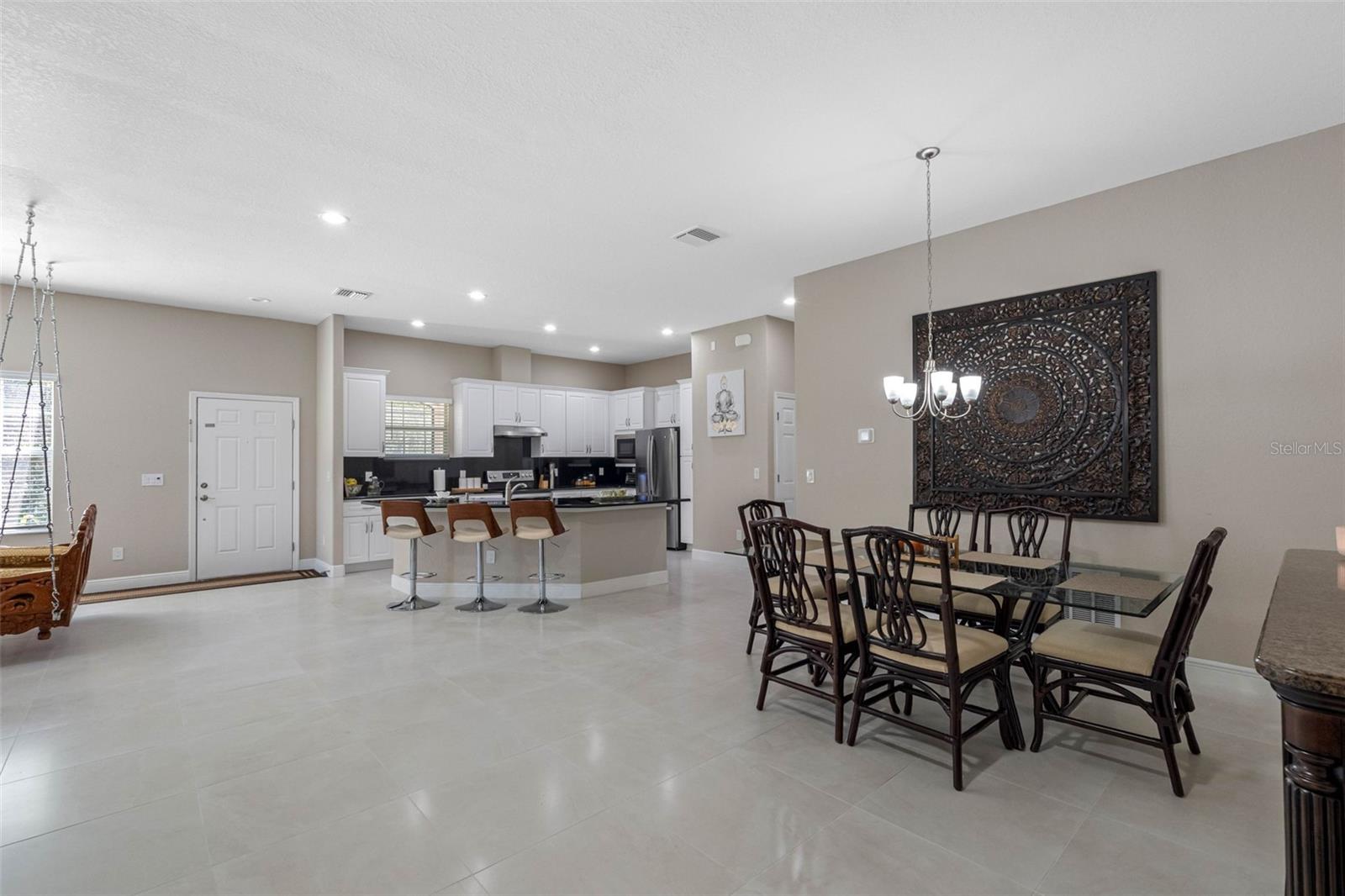 Image 14 of 61 For 29800 Anand Vihar Drive