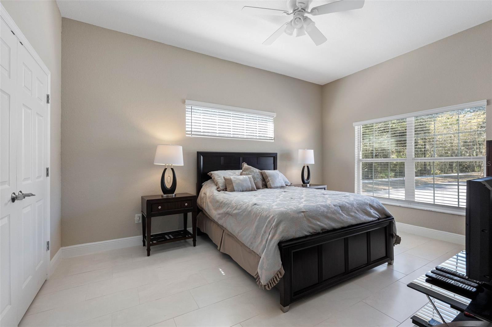 Image 21 of 61 For 29800 Anand Vihar Drive