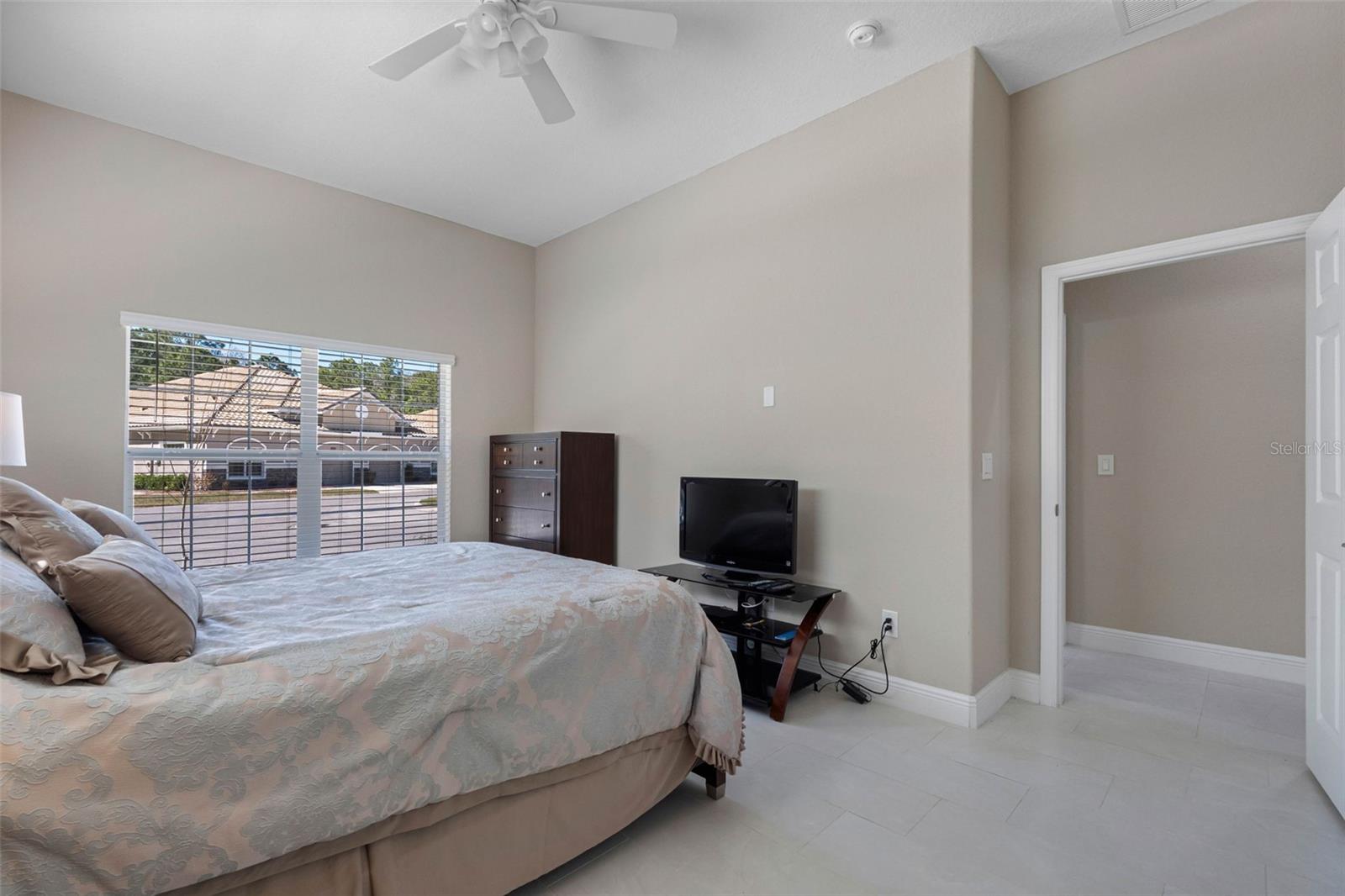 Image 22 of 61 For 29800 Anand Vihar Drive