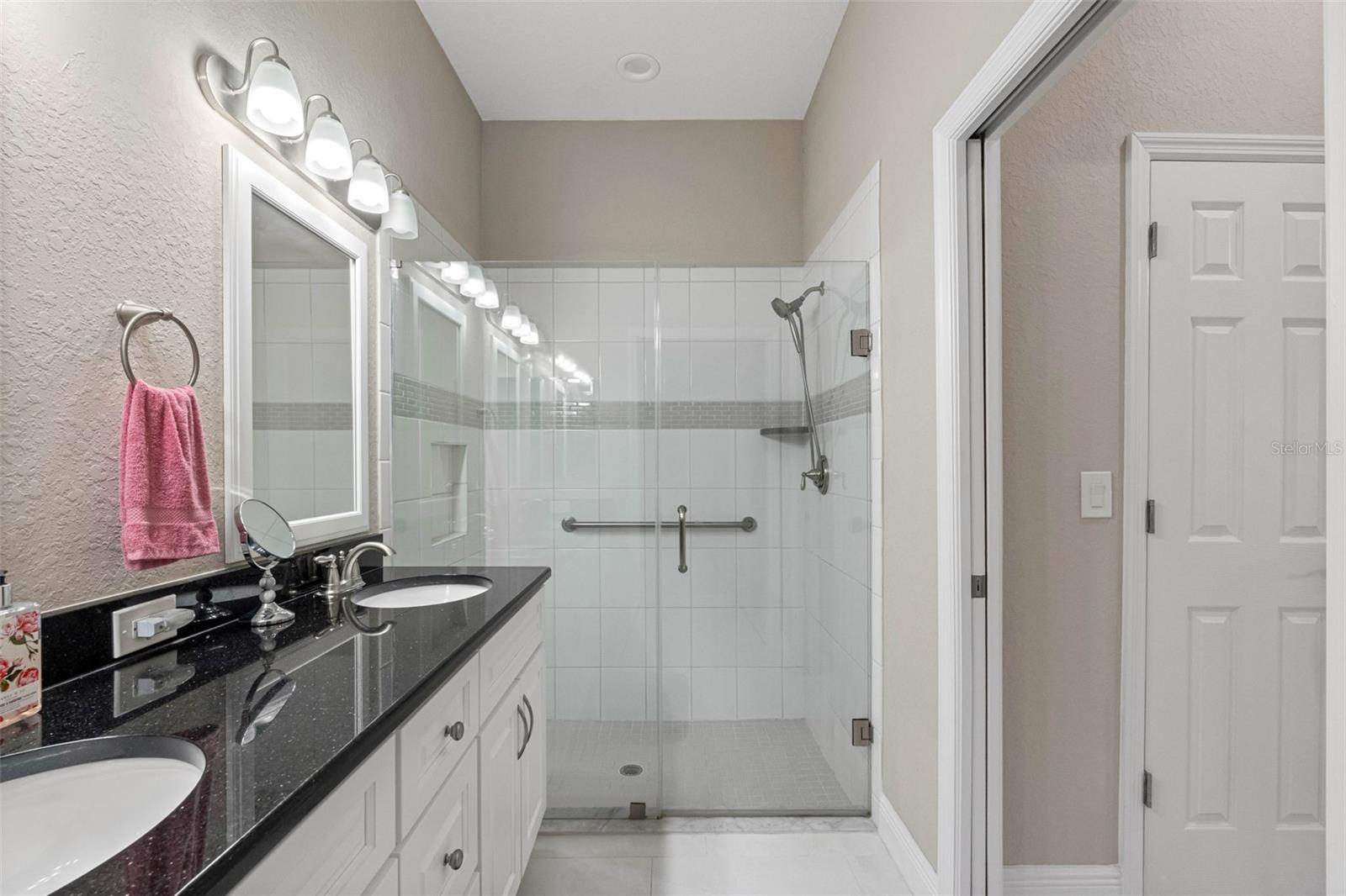 Image 24 of 61 For 29800 Anand Vihar Drive