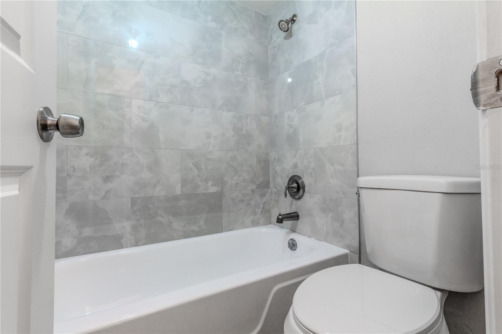 Image 13 of 21 For 8340 12th Street N A