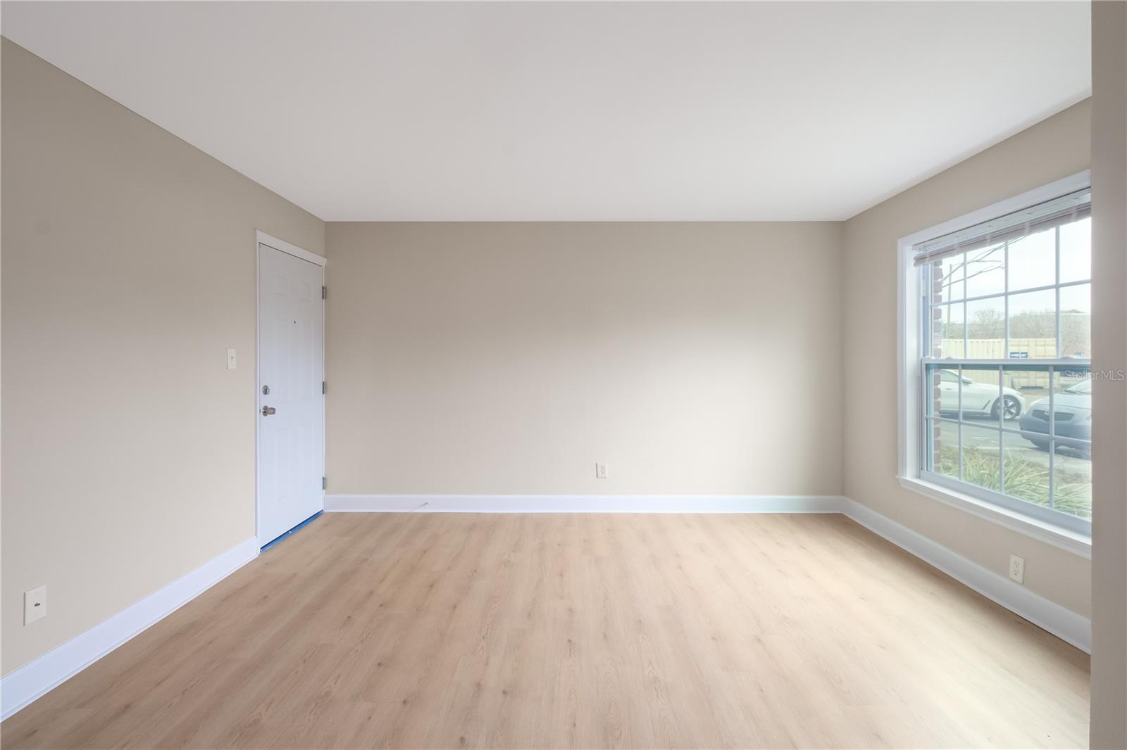 Image 6 of 21 For 8340 12th Street N A