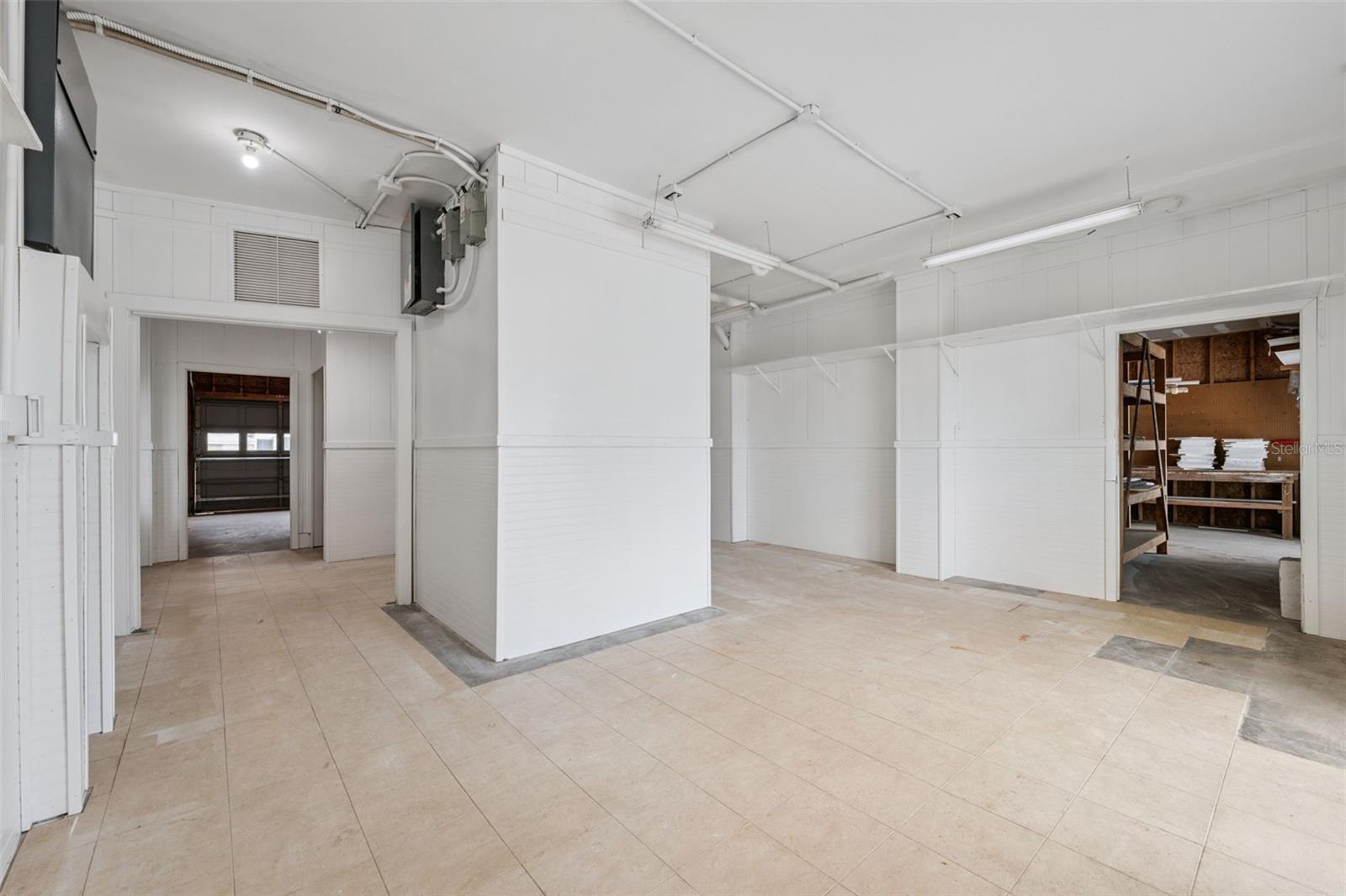 Image 74 of 88 For 1906 Gulfview Drive