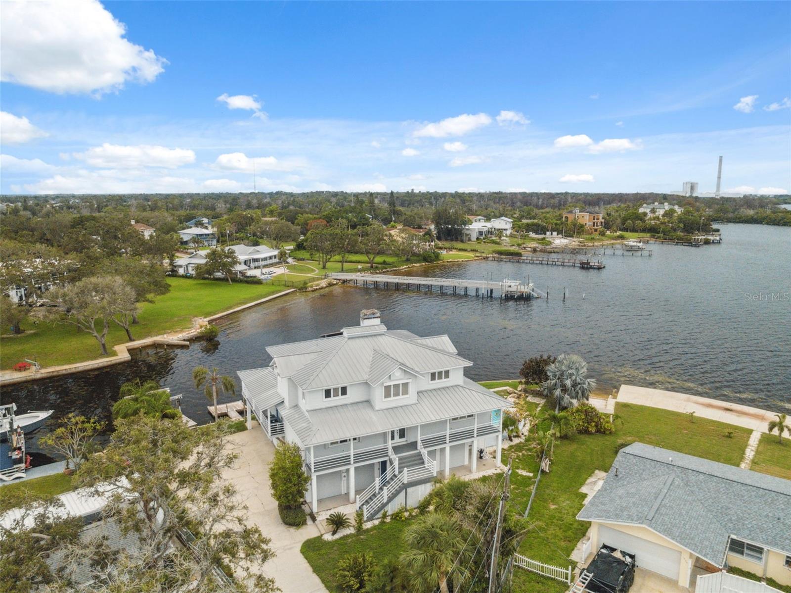 Image 77 of 88 For 1906 Gulfview Drive