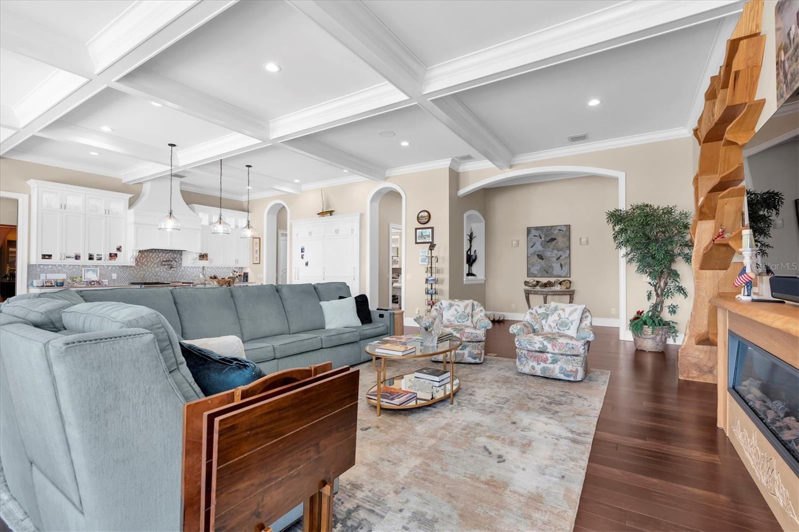 Image 12 of 100 For 4650 Ridge View Road