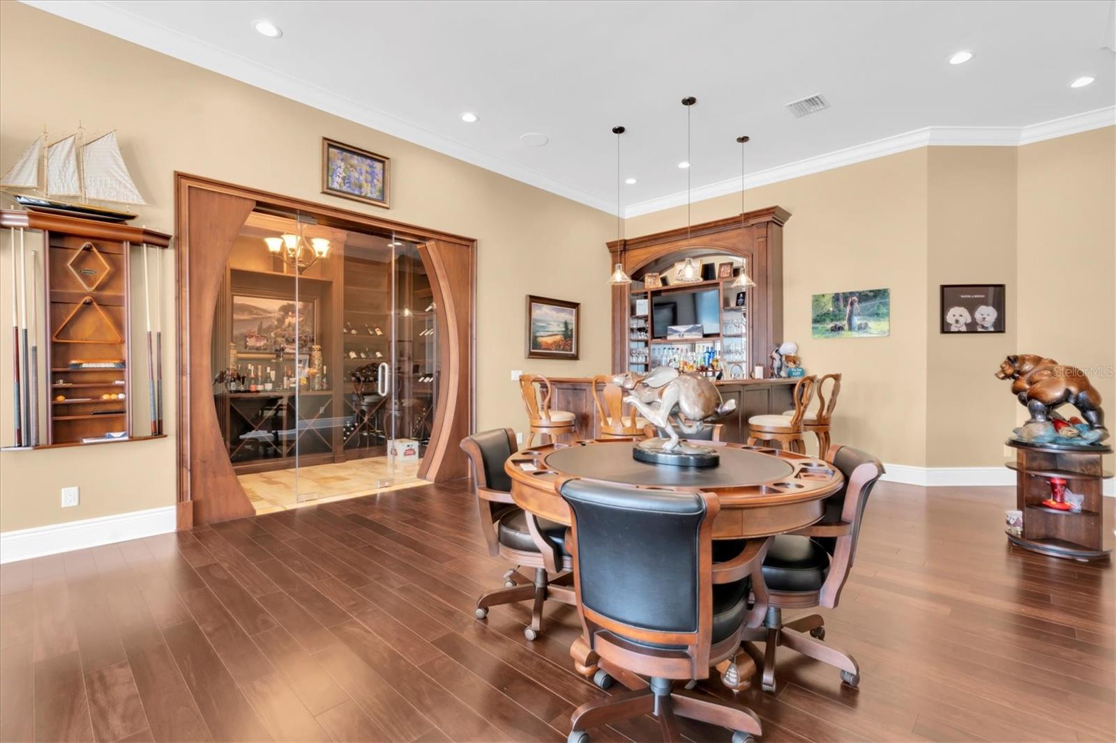 Image 26 of 100 For 4650 Ridge View Road