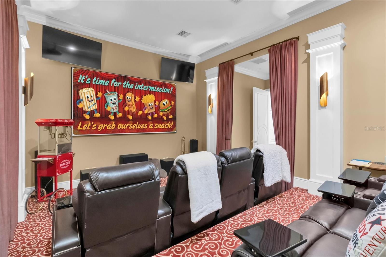 Image 33 of 100 For 4650 Ridge View Road