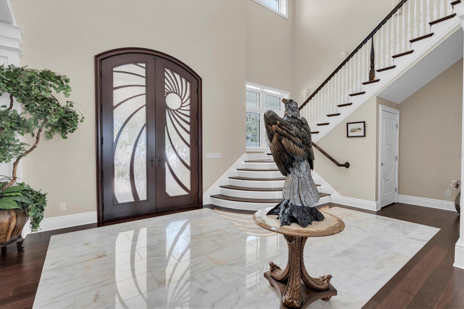 Image 6 of 100 For 4650 Ridge View Road