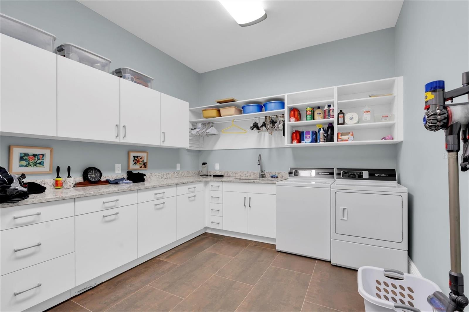 Image 67 of 100 For 4650 Ridge View Road