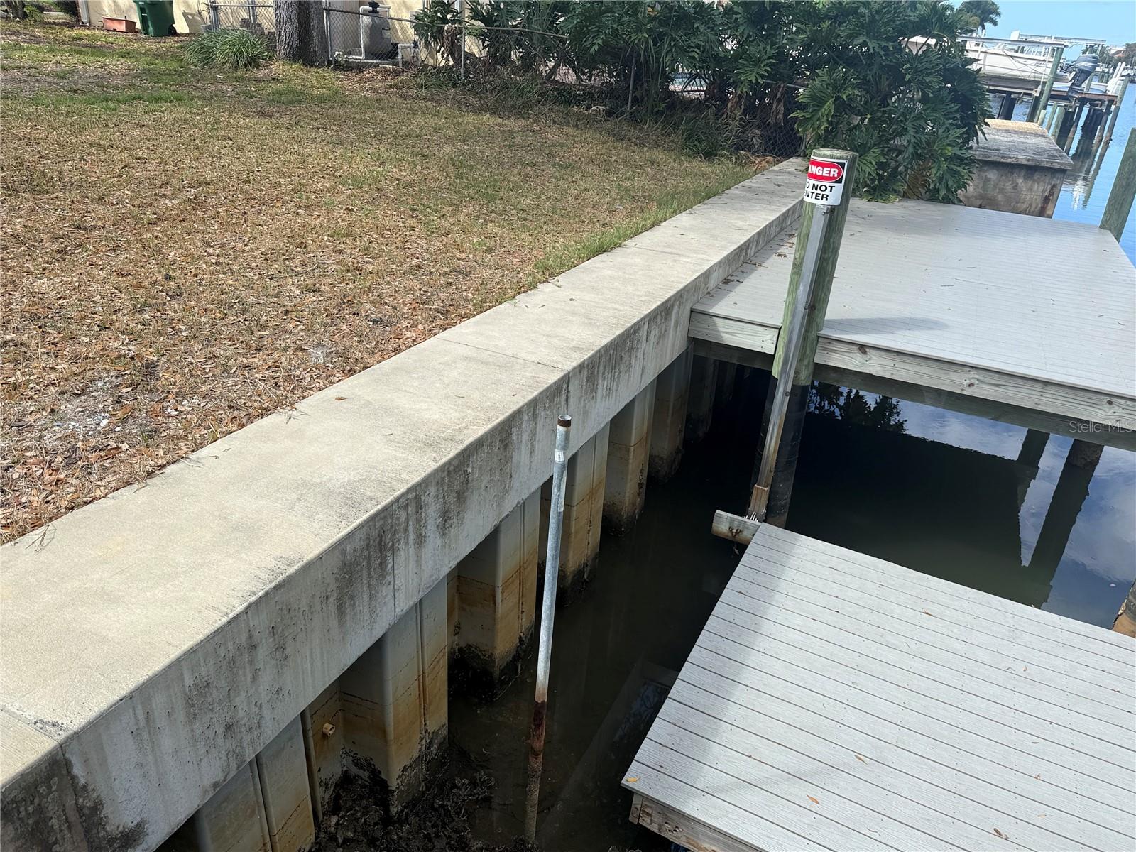 Image 11 of 23 For 4915 Melrose Avenue N