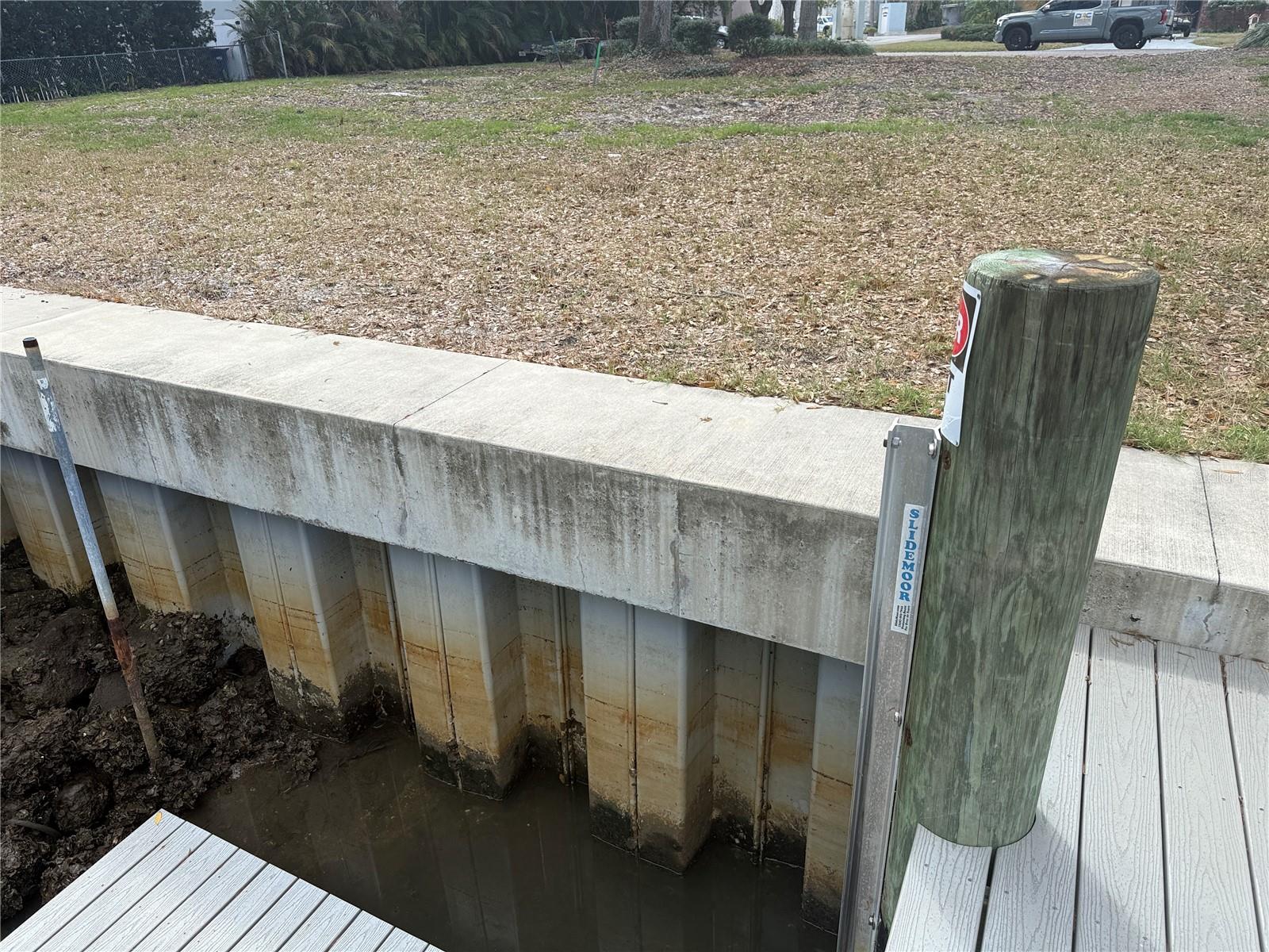 Image 16 of 23 For 4915 Melrose Avenue N