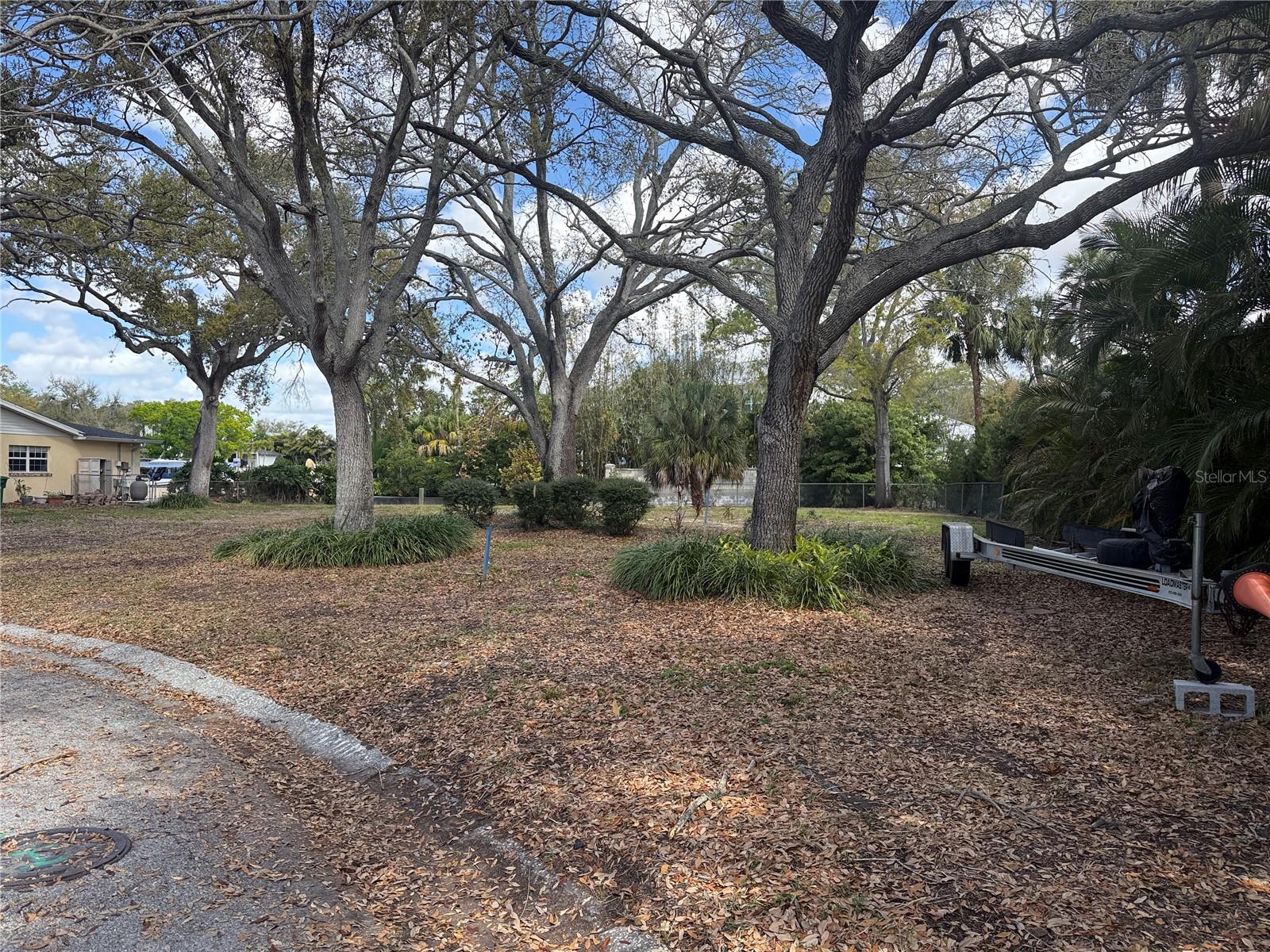 Image 3 of 23 For 4915 Melrose Avenue N