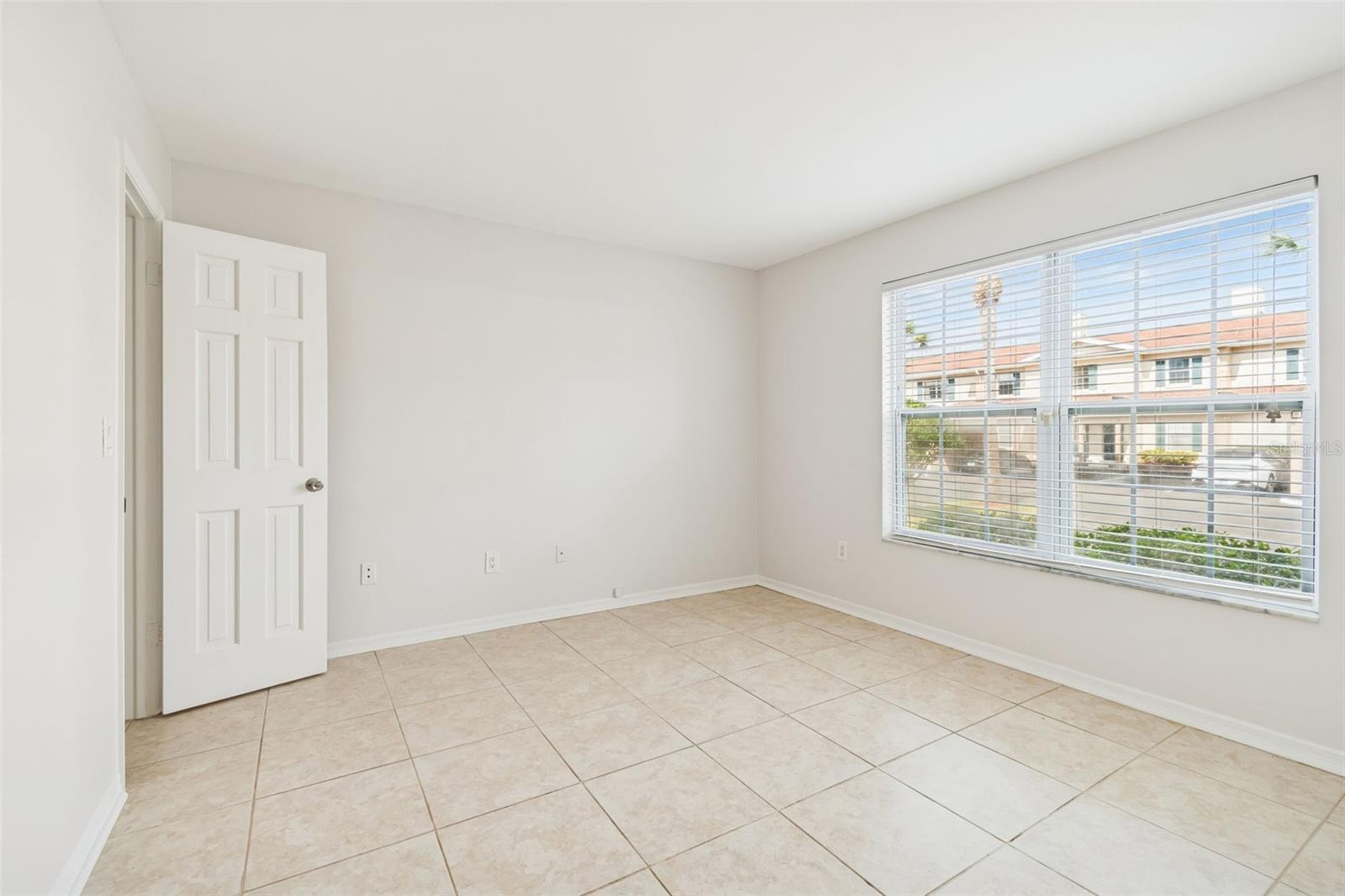 Image 24 of 39 For 10375 Carrollwood Lane 332