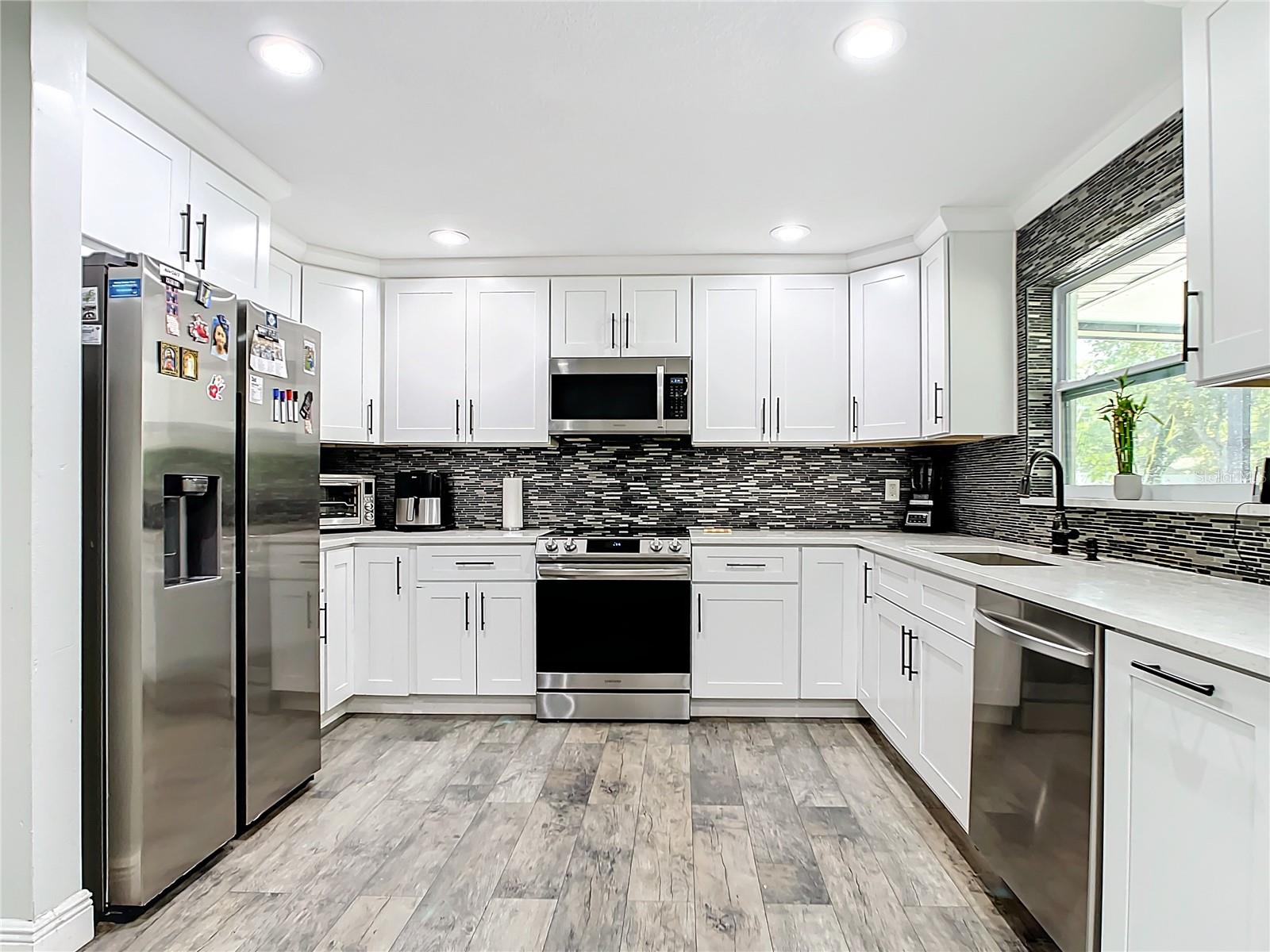 Image 10 of 45 For 2175 Santa Paula Dr