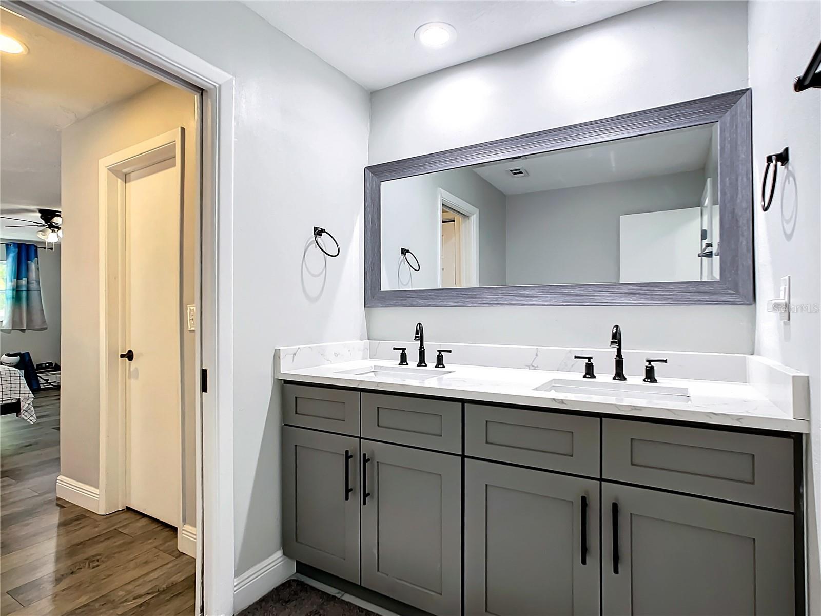 Image 26 of 45 For 2175 Santa Paula Dr