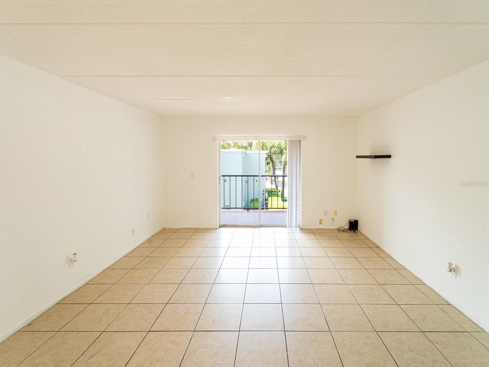 Image 9 of 23 For 2876 Somerset Park Drive 201