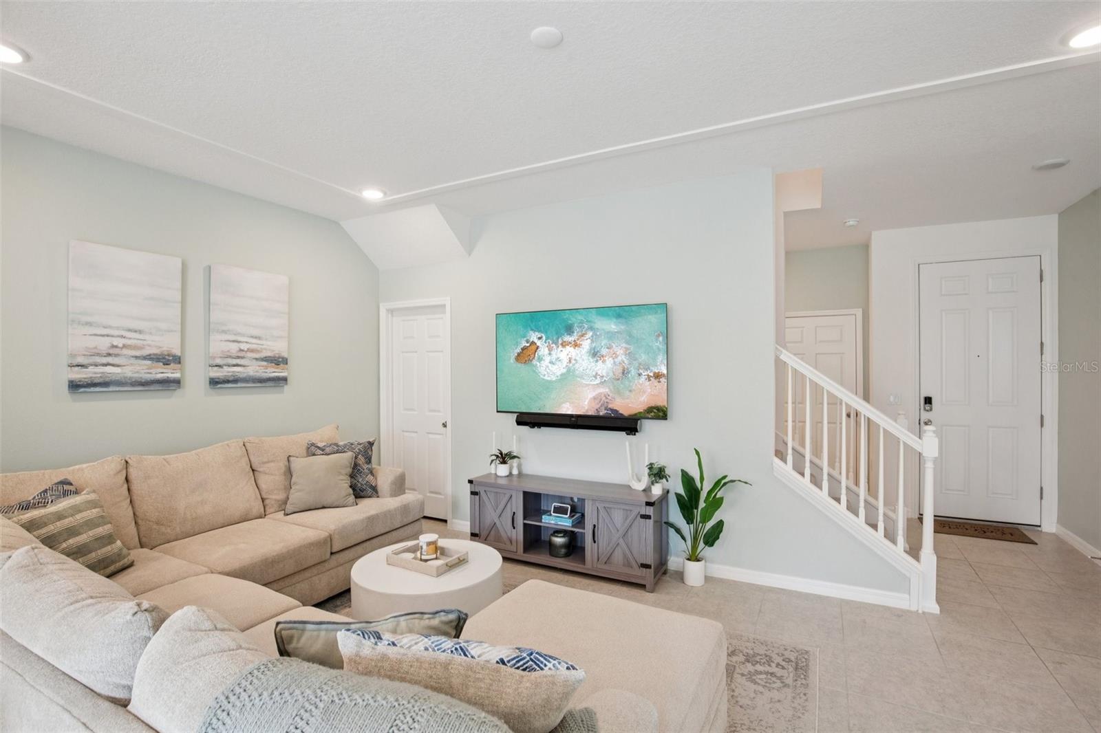 Image 3 of 31 For 34196 Rogallo Lane