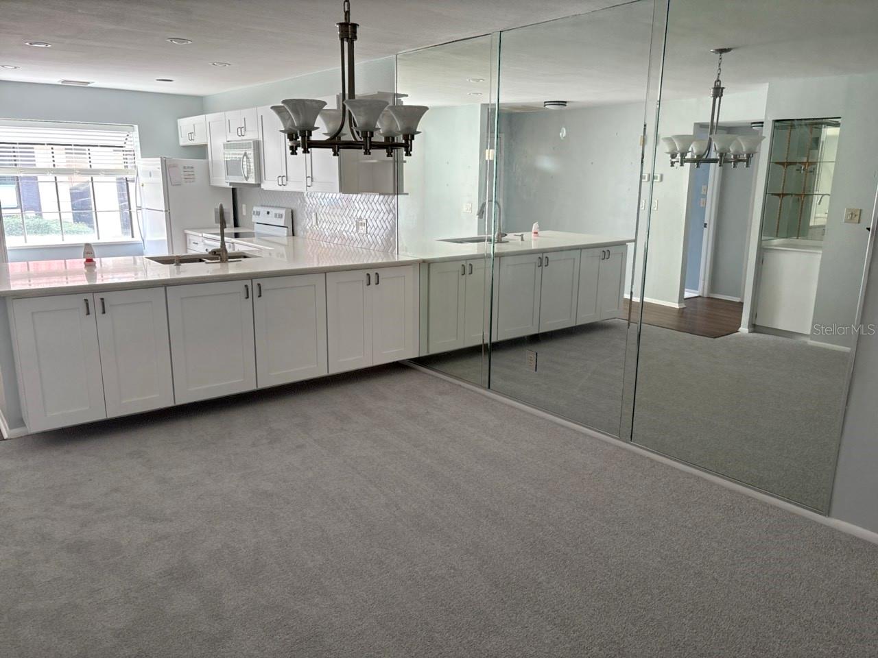 Image 14 of 21 For 19029 Us Highway 19 N 20a