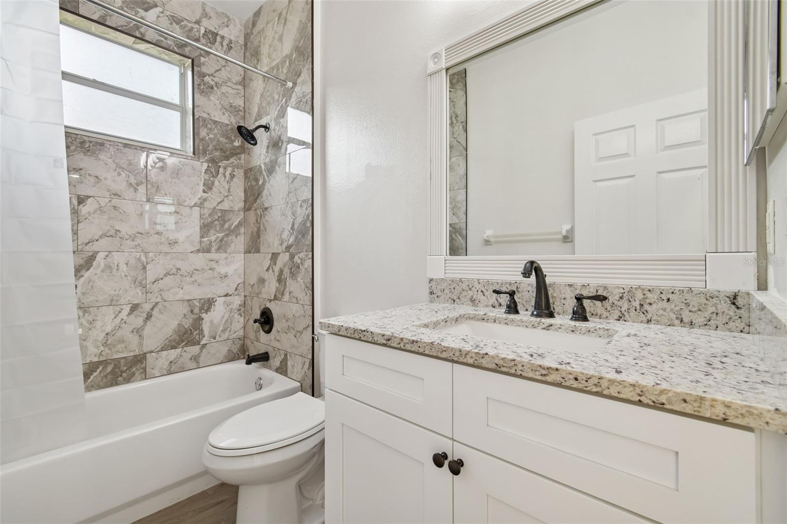 Image 17 of 33 For 3311 Stonebridge Trail